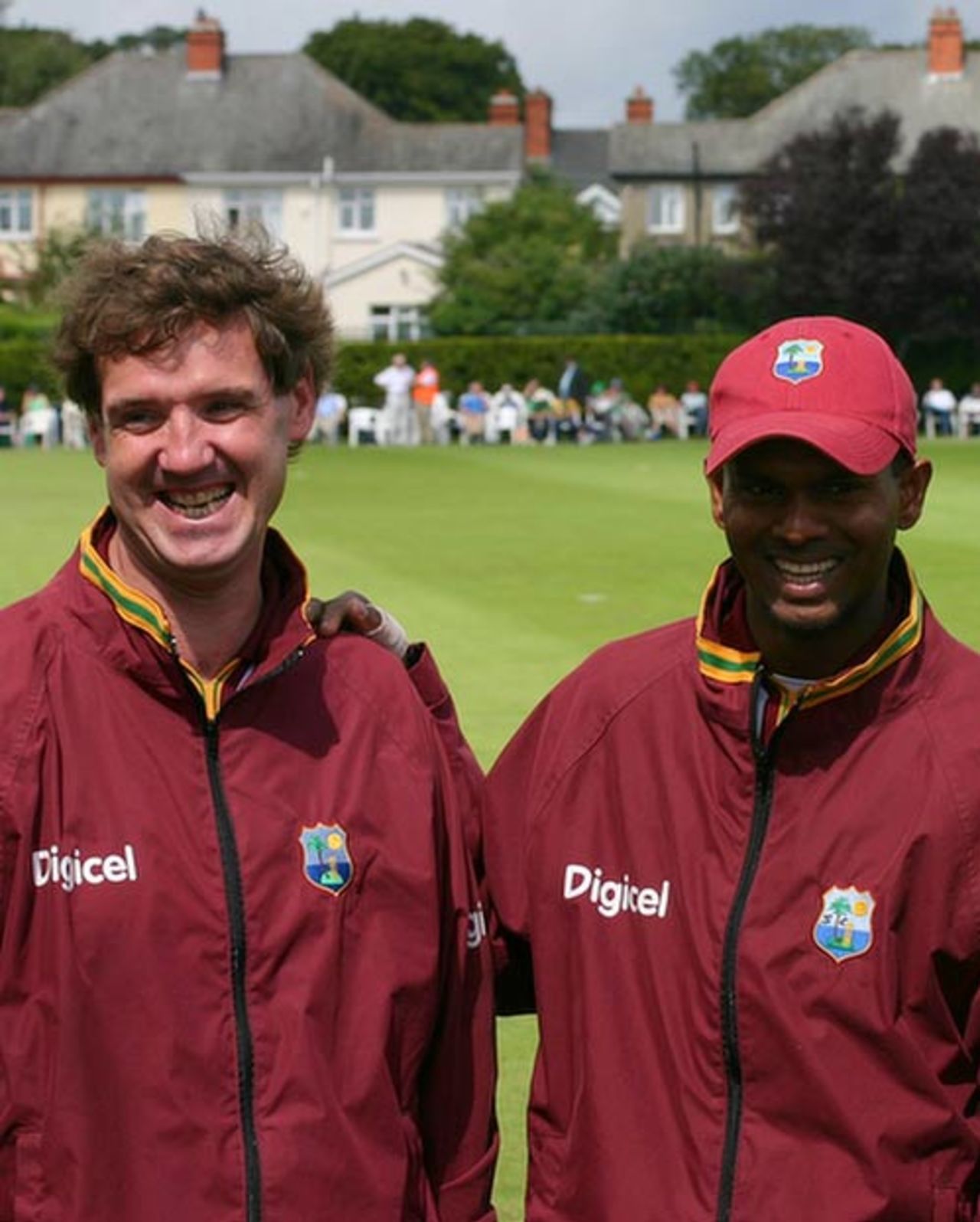 David Scott, the West Indies' performance enhancement consultant,with Shivnarine Chanderpaul, Clontarf, July 14, 2007