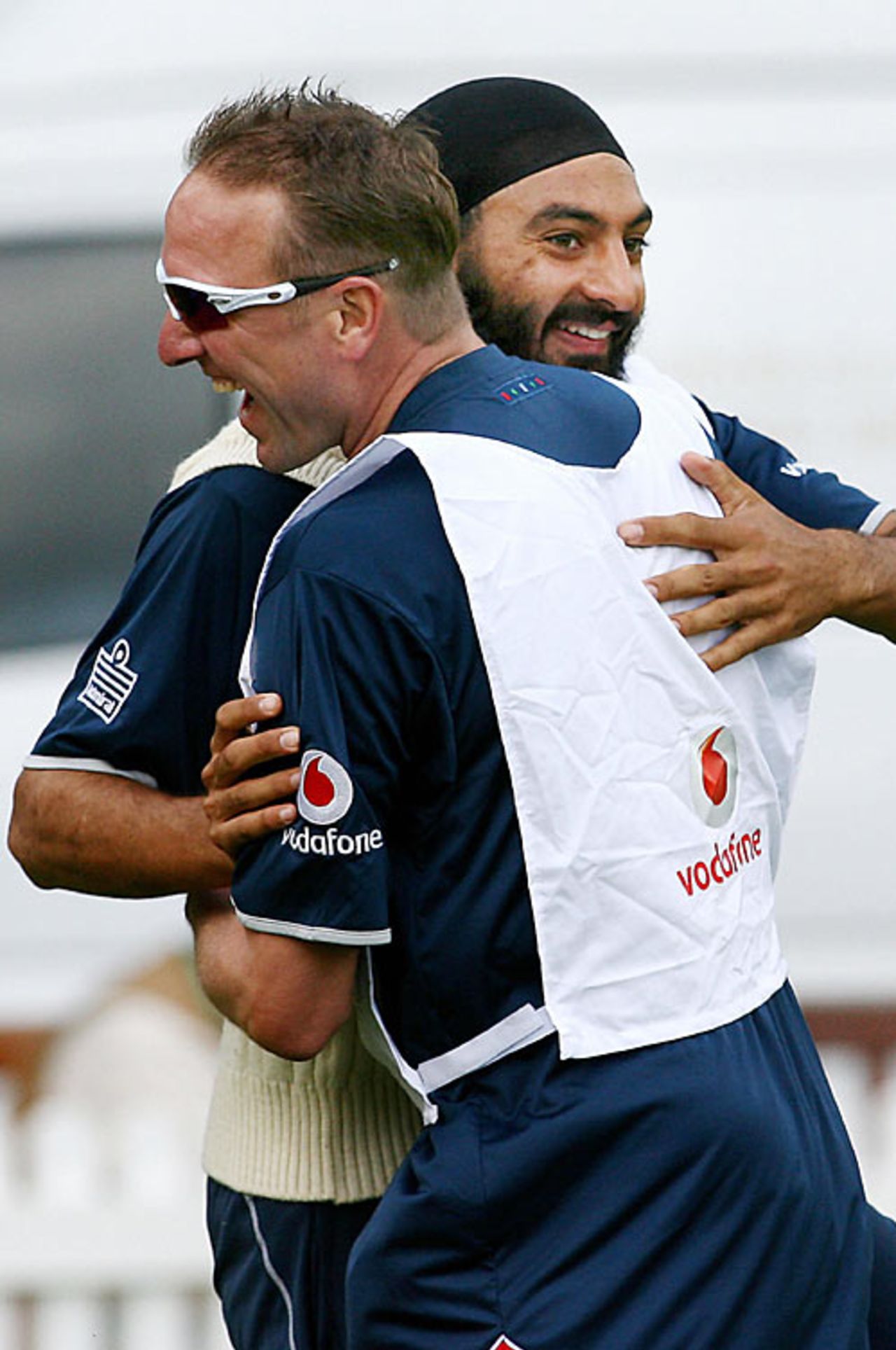 Allan Donald and Monty Panesar lark around during a fielding session, England v India, 1st Test, Lord's, July 18, 2007