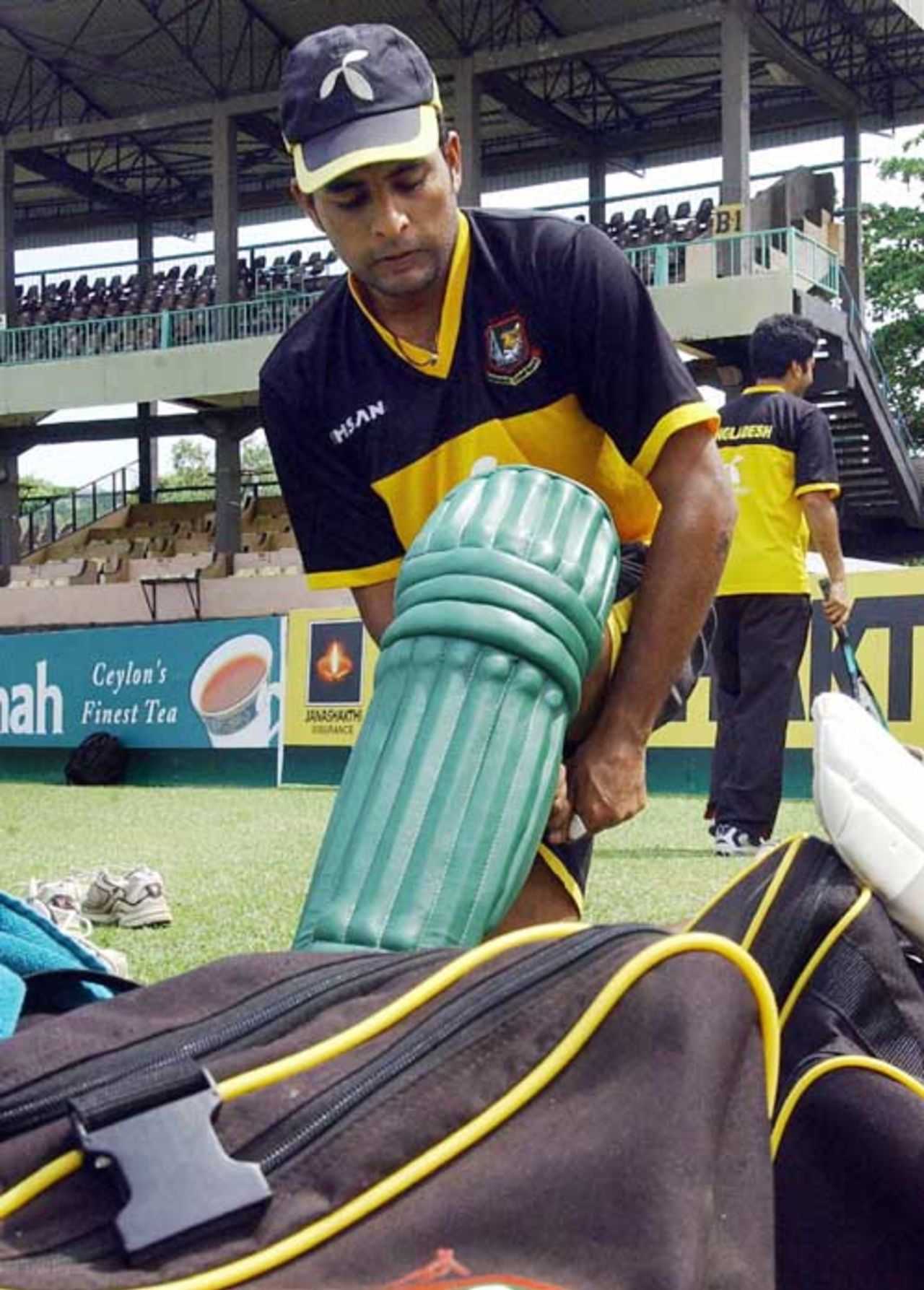 Tushar Imran prepares to bat during a practice session, Colombo, July 22,  2007