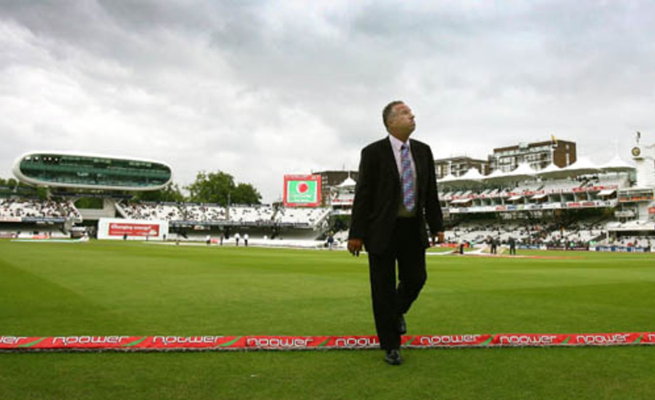 Ian Botham contemplates the weather, England v India, 1st Test, Lord's, 5th day, July 23, 2007 

