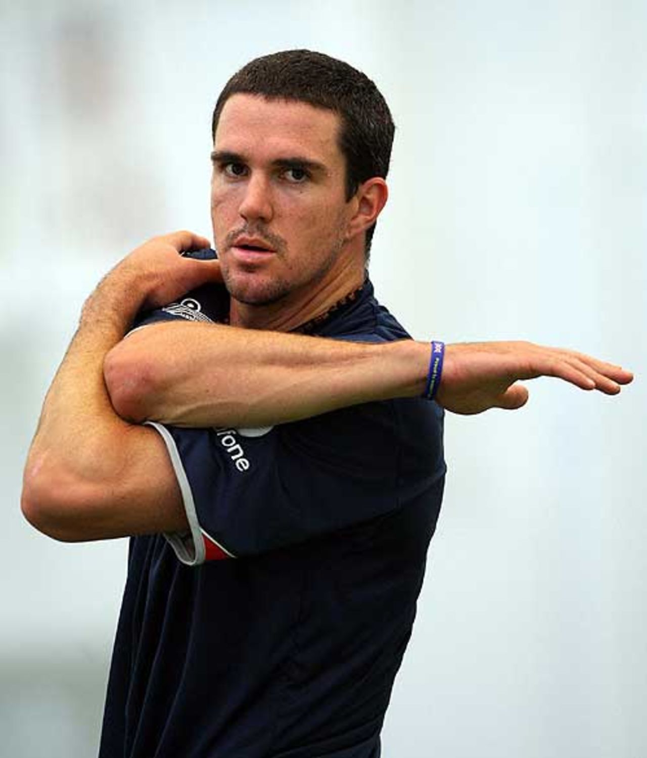 Kevin Pietersen stretches during an England practice session, Nottingham, July 26, 2007