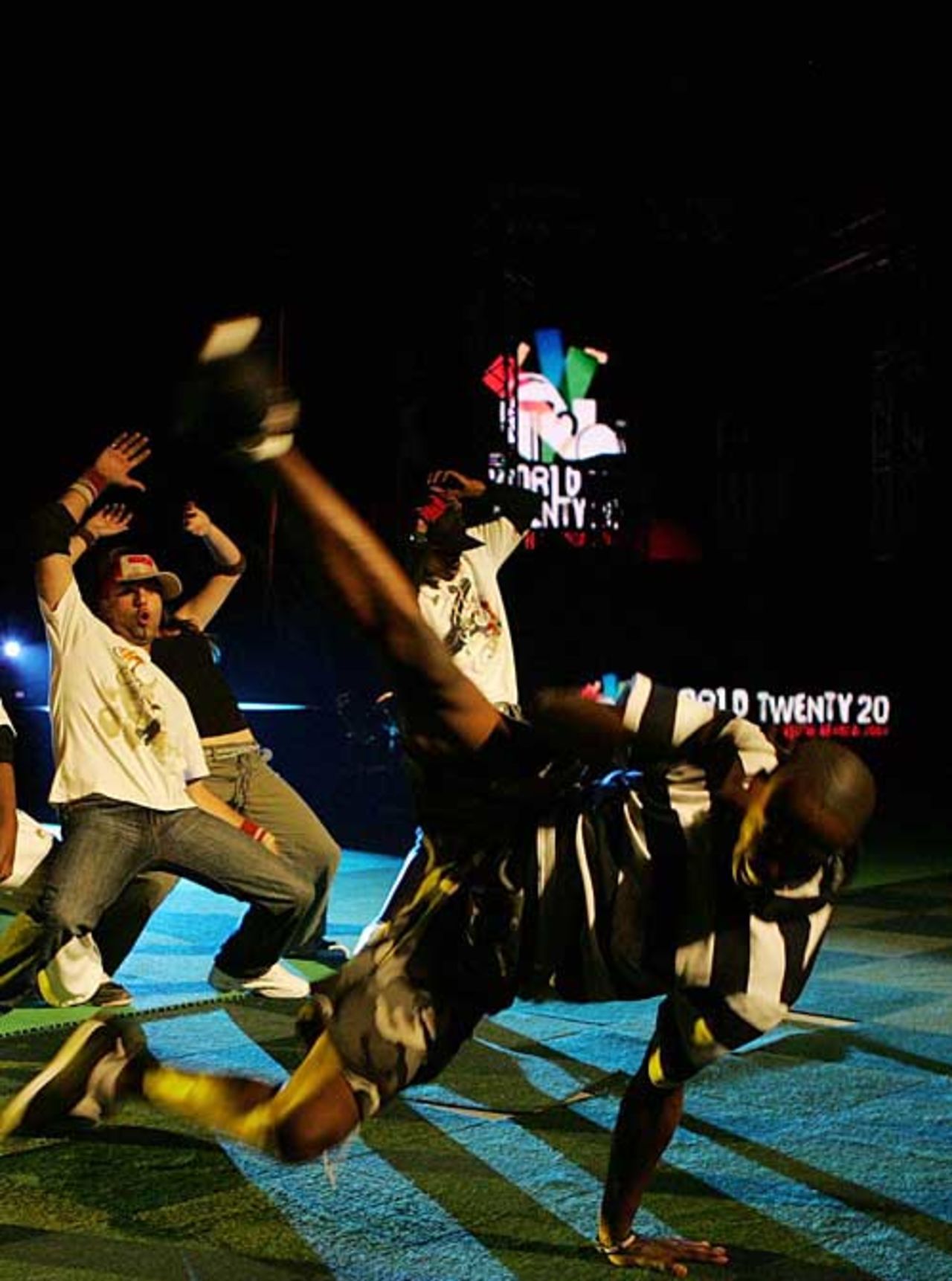Breakdancers launch the Twenty20 World Championship in style, Johannesburg, July 26, 2007