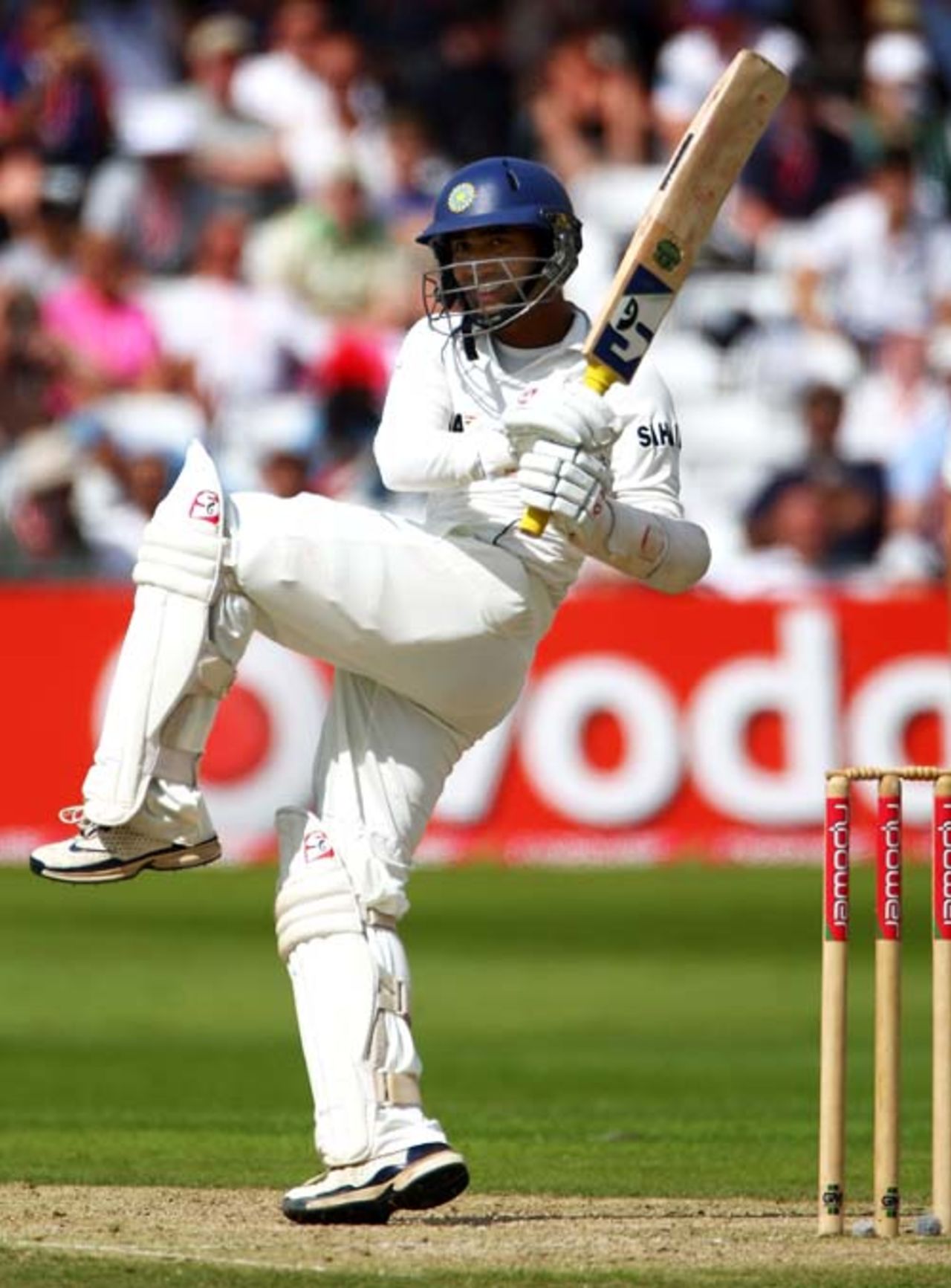 Dinesh Karthik batted aggressively on the second day, England v India, 2nd Test, Trent Bridge, 2nd day, July 28, 2007