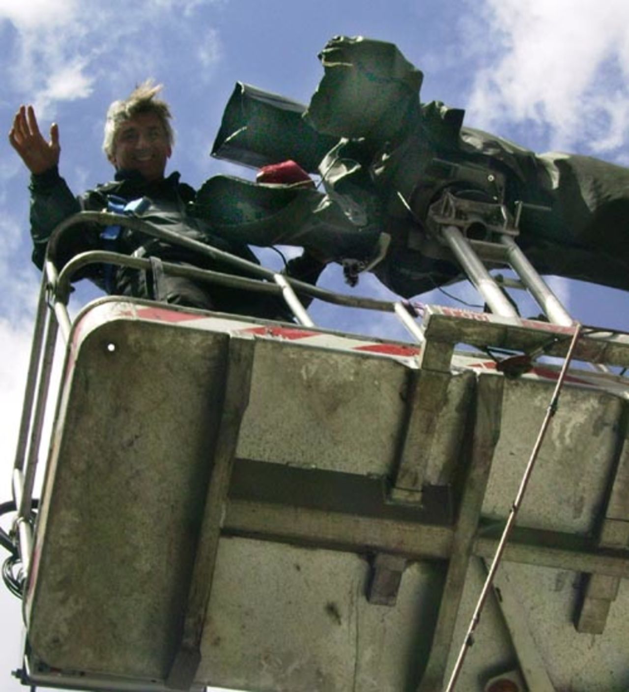 Mike Hutton, the Sky Sports cameraman, watches the game from 200 feet above ground level, England v India, 2nd Test, Trent Bridge, 2nd day, July 28, 2007