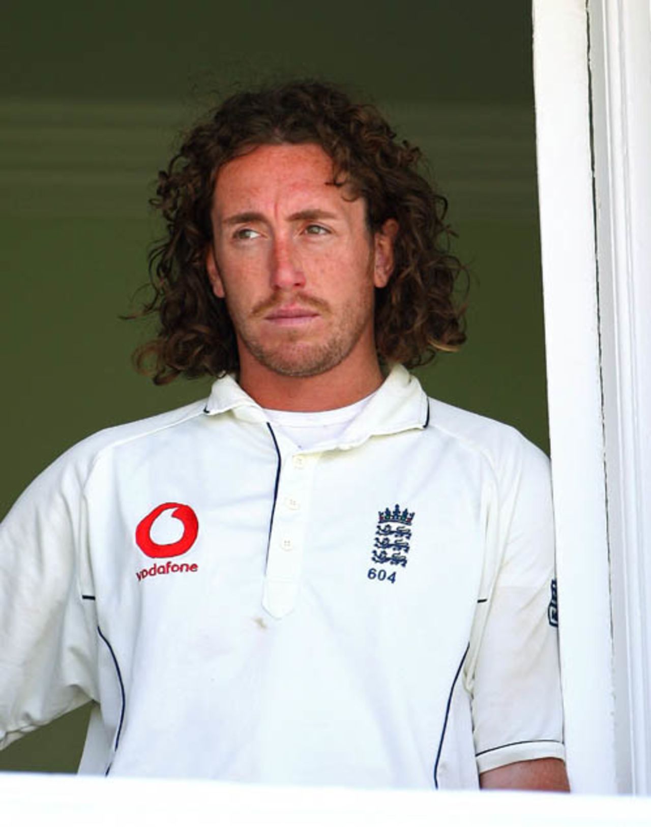 Ryan Sidebottom is a dejected man after England's seven-wicket loss to India, England v India, 2nd Test, Trent Bridge, 5th day, July 31, 2007
