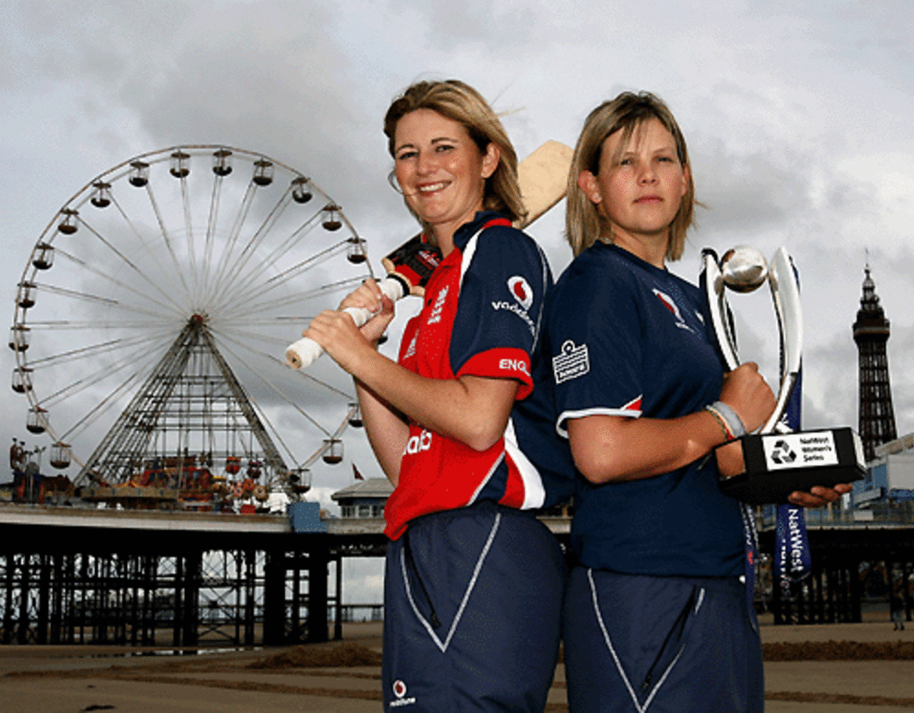 Charlotte Edwards and Nicky Shaw with the NatWest Womens Series trophy at the Blackpool beach, Blackpool, August 2, 2007