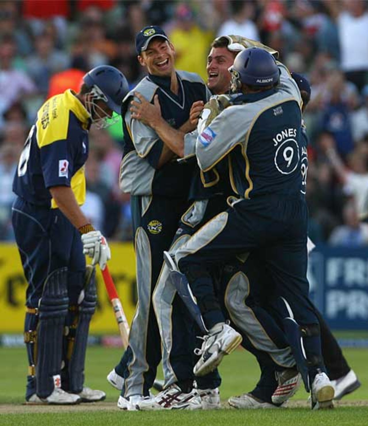 Ryan McLaren is mobbed after trapping Ian Fisher lbw for his hat-trick, Gloucestershire v Kent, Twenty20 final, Edgbaston, August 4, 2007