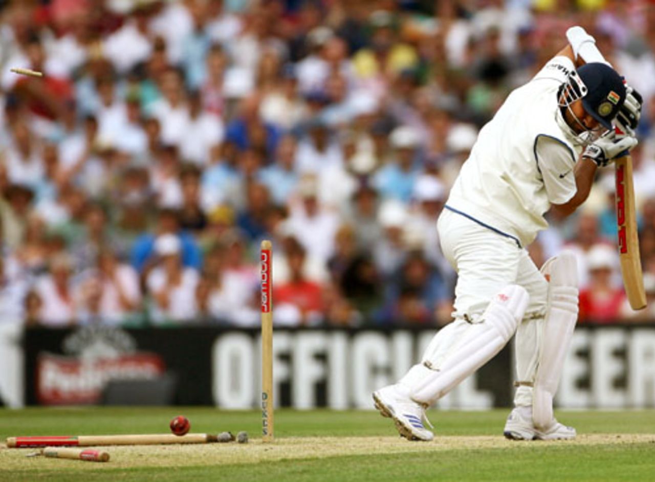 Sachin Tendulkar is bowled by James Anderson, England v India, 3rd Test, The Oval, 4th day, August 12, 2007