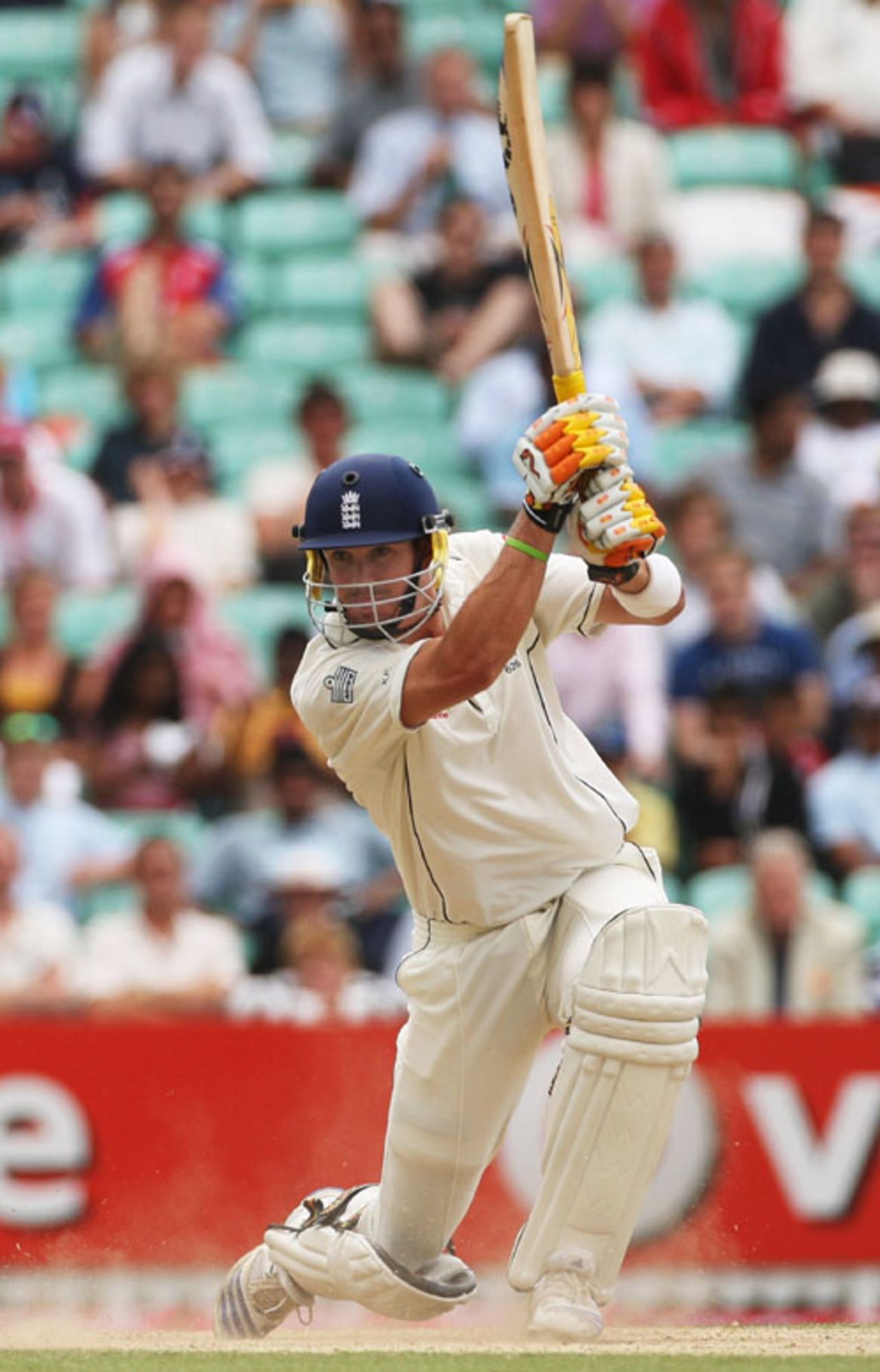 Kevin Pietersen drives one through the off side, England v India, 3rd Test, The Oval, 5th day, August 13, 2007