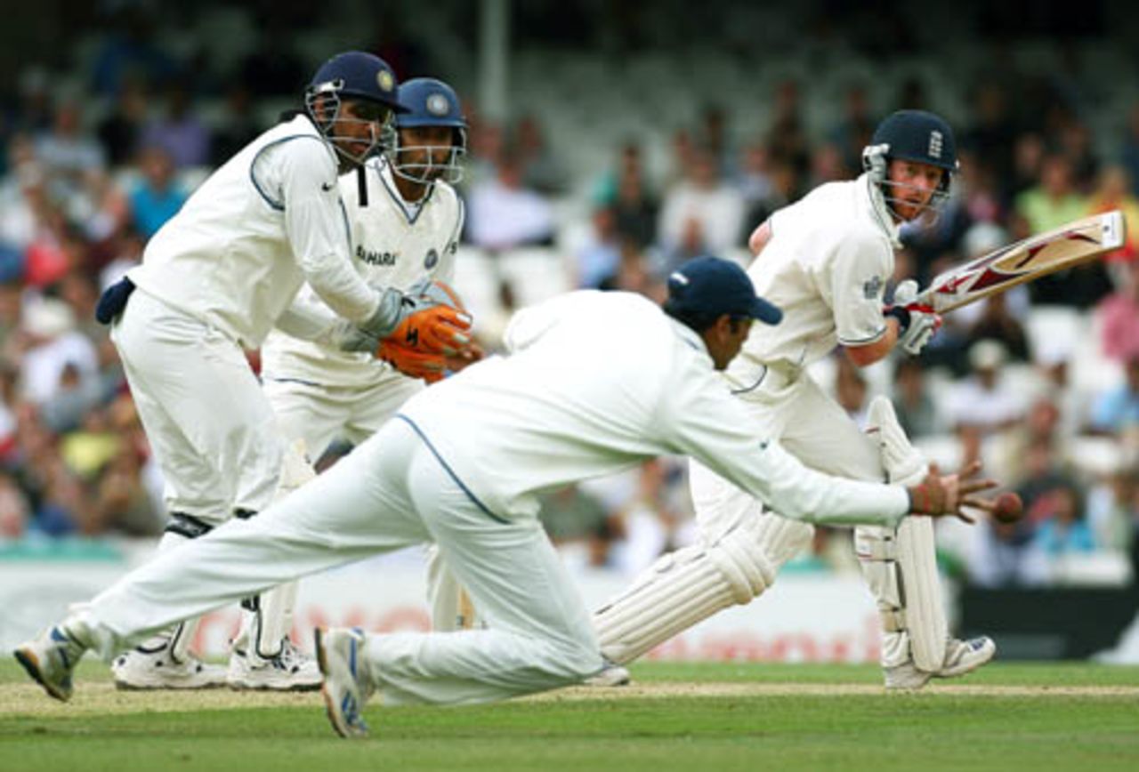 Paul Collingwood looks on as the ball beats first slip, England v India, 3rd Test, The Oval, 5th day, August 13, 2007