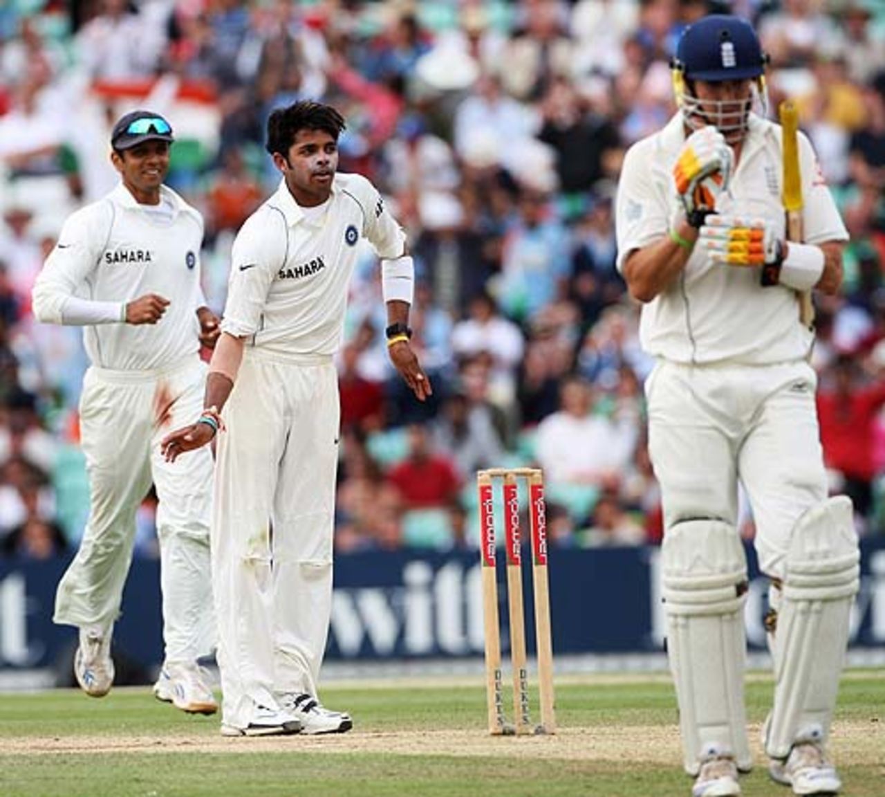 Sreesanth breaks into a dance after getting the better of Kevin Pietersen, England v India, 3rd Test, The Oval, 5th day, August 13, 2007