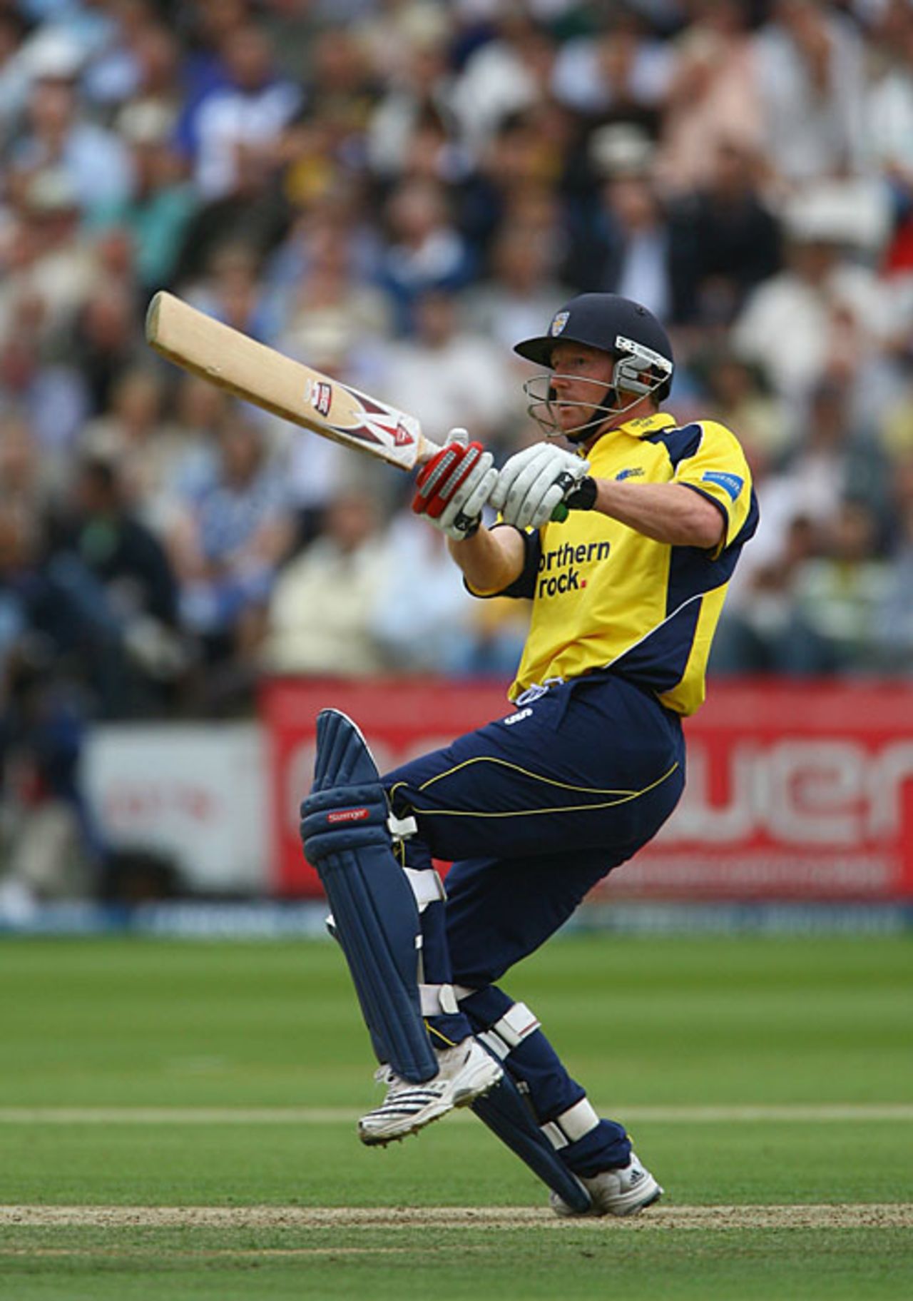 Paul Collingwood pulls during his 22, Durham v Hampshire, Friends Provident Trophy final, Lord's, August 18, 2007