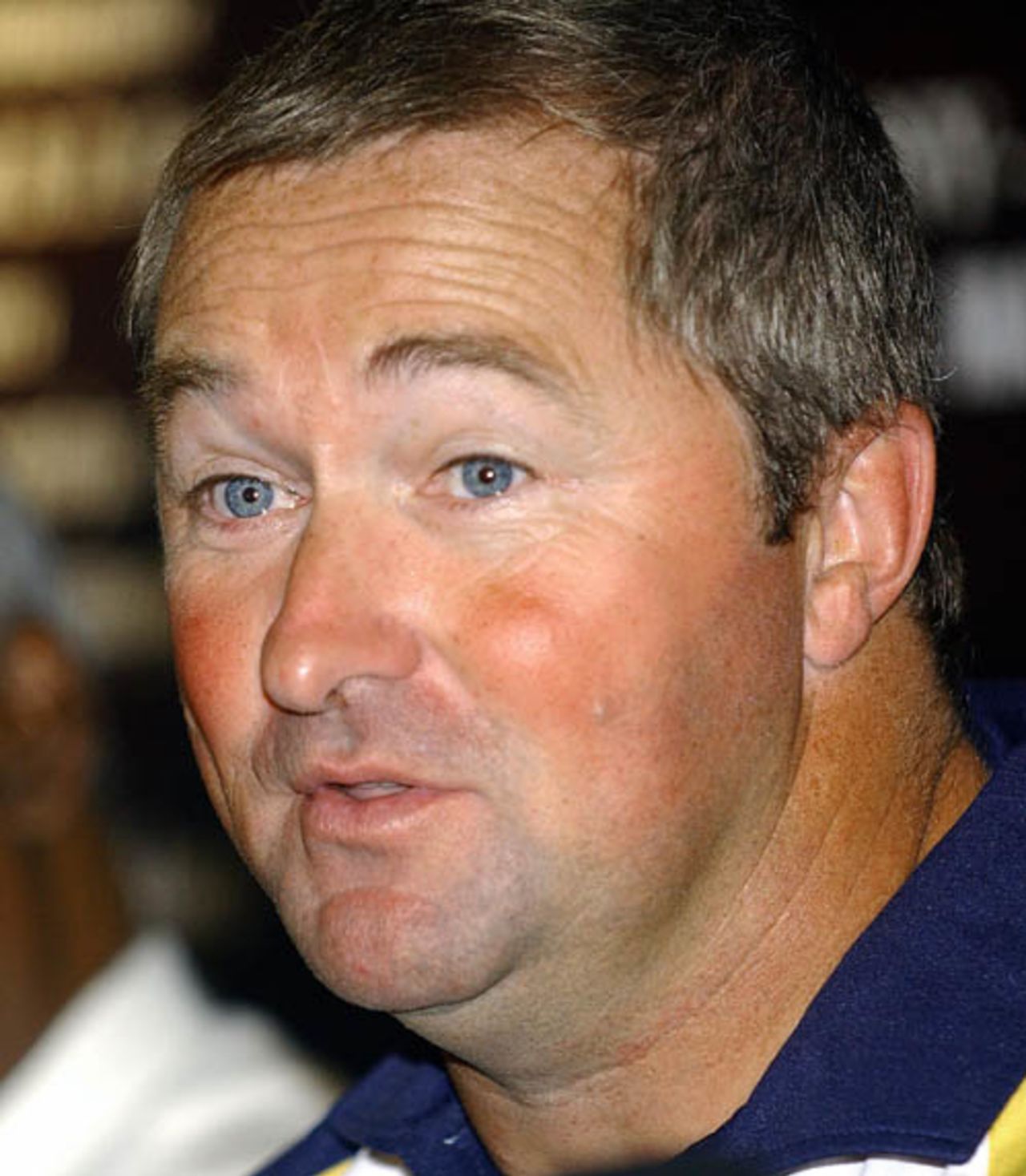 Sri Lanka's assistant coach Paul Farbrace speaks during a press conference in Colombo, 20 August, 2007   
