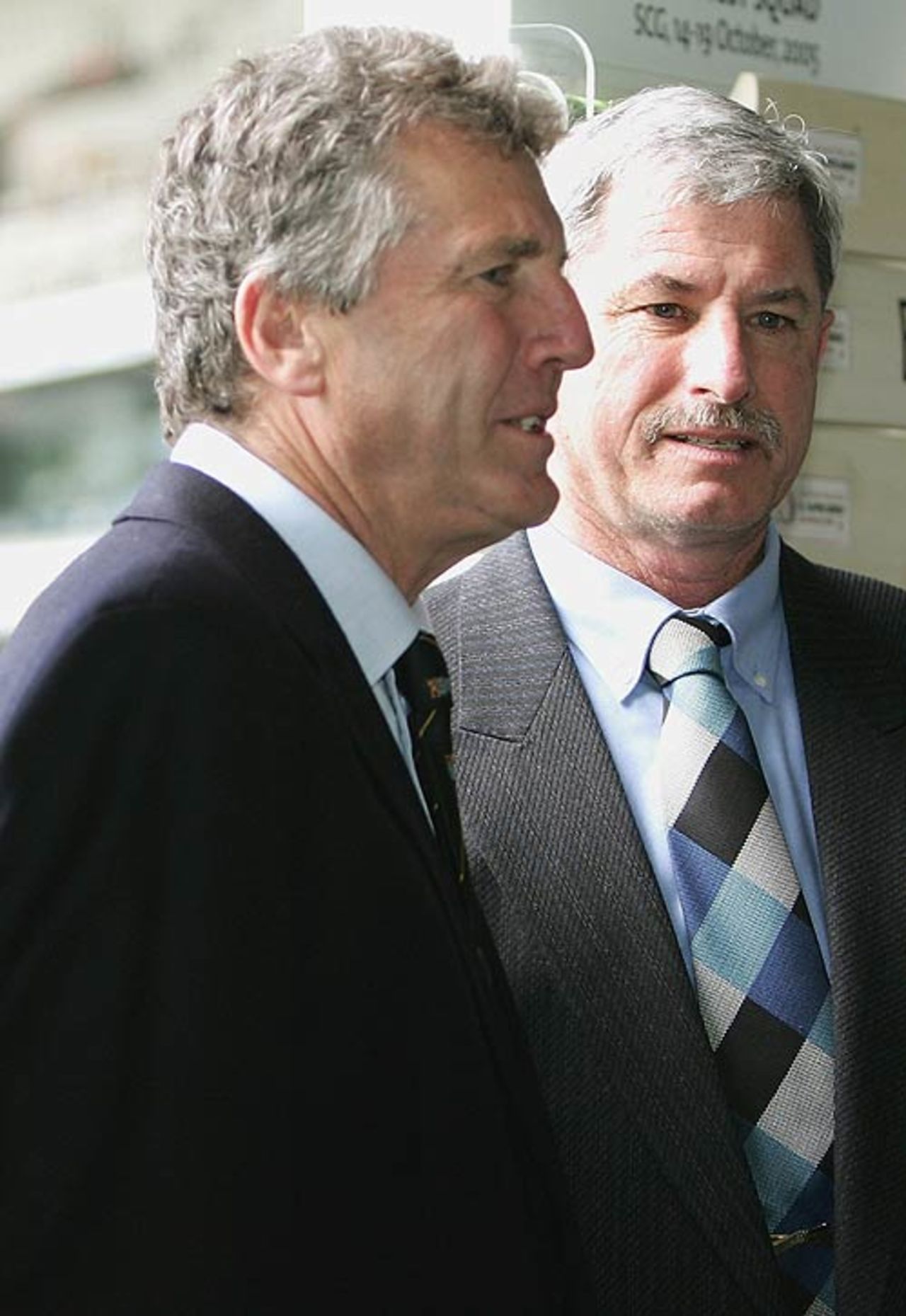 John Wright and Richard Hadlee at the announcing of the World XI teams, Melbourne, August 23, 2005