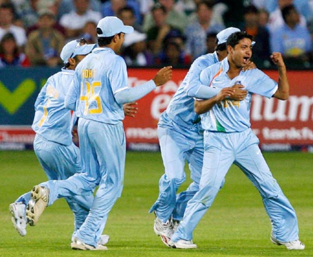 Piyush Chawla is ecstatic after dismissing Kevin Pietersen, England v India, 2nd ODI, Bristol, August 24, 2007