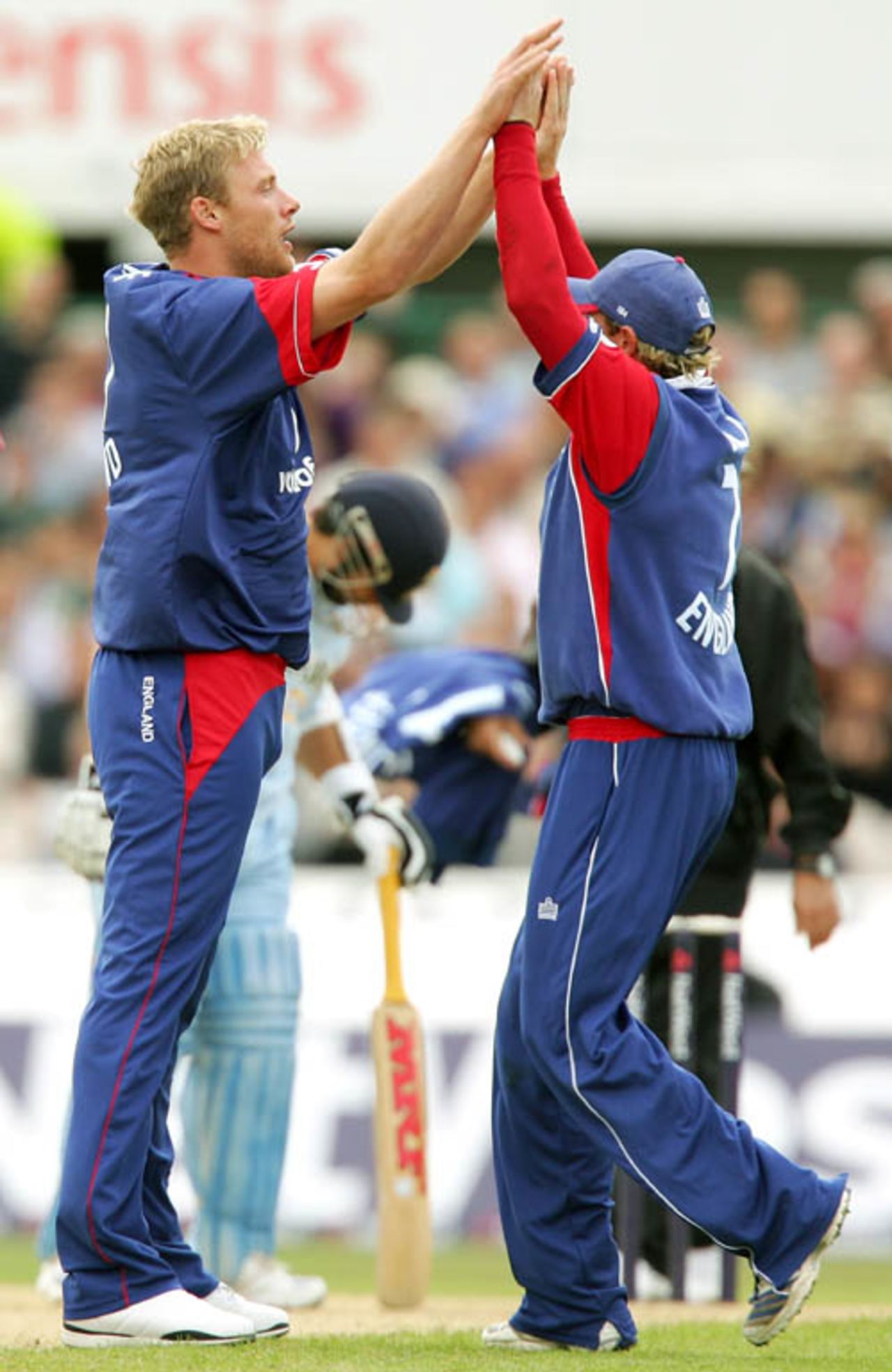 Andrew Flintoff and Ian Bell celebrate a wicket, England v India, 4th ODI, Old Trafford, August 30, 2007