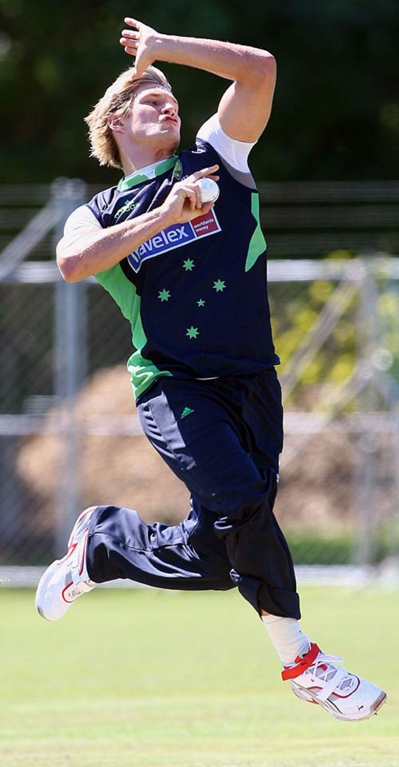 Shane Watson in action at the Allan Border Field, Brisbane, September 1, 2007