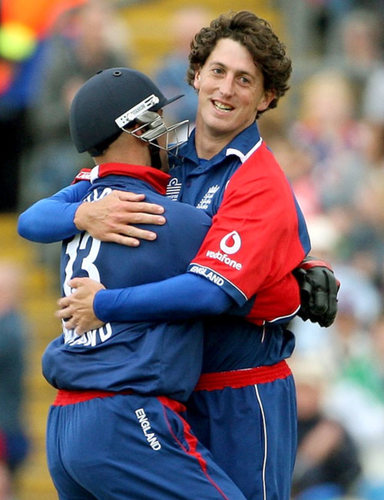 Jon Lewis and  Matt Prior celebrate the wicket of Sachin Tendulkar, England v India, 5th ODI, Headingley, September 2, 2007