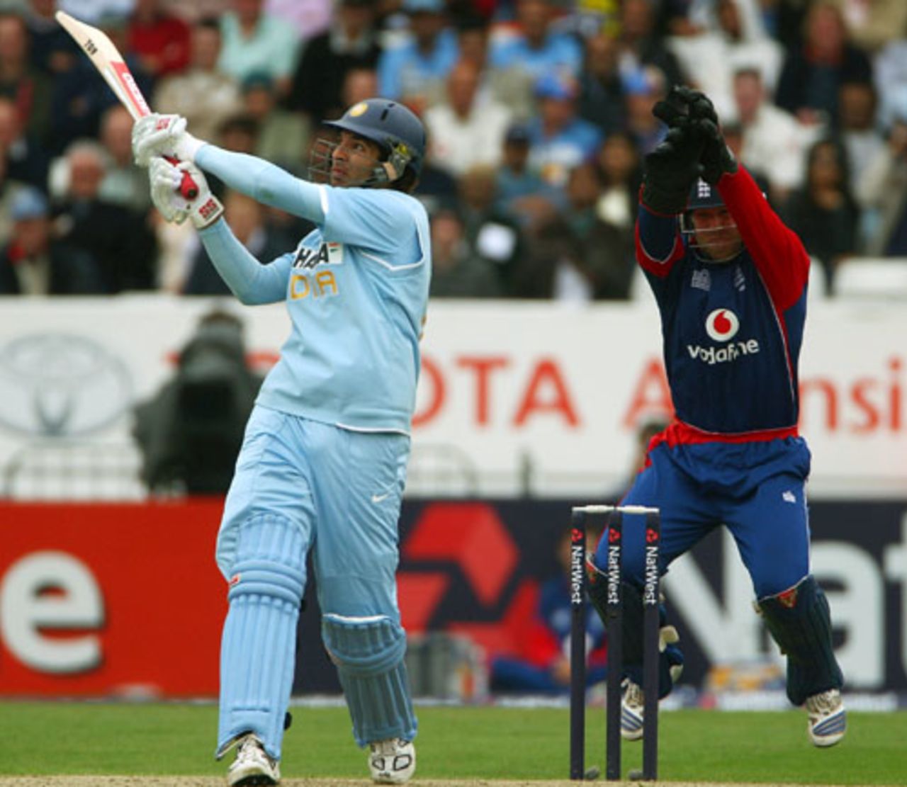 Yuvraj Singh pulls one over the boundary, England v India, 5th ODI, Headingley, September 2, 2007