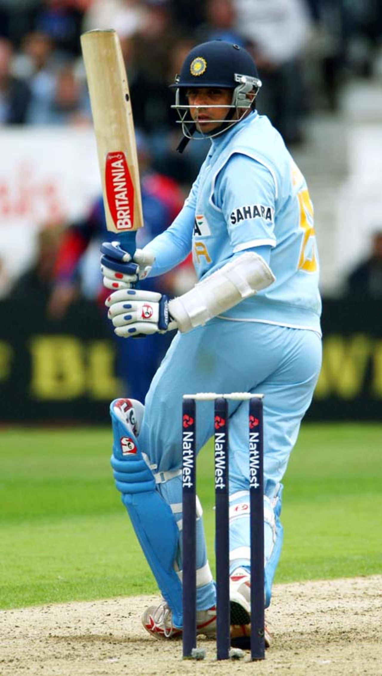 Rahul Dravid picks up a boundary during his cameo of 24 England v India, 5th ODI, Headingley, September 2, 2007