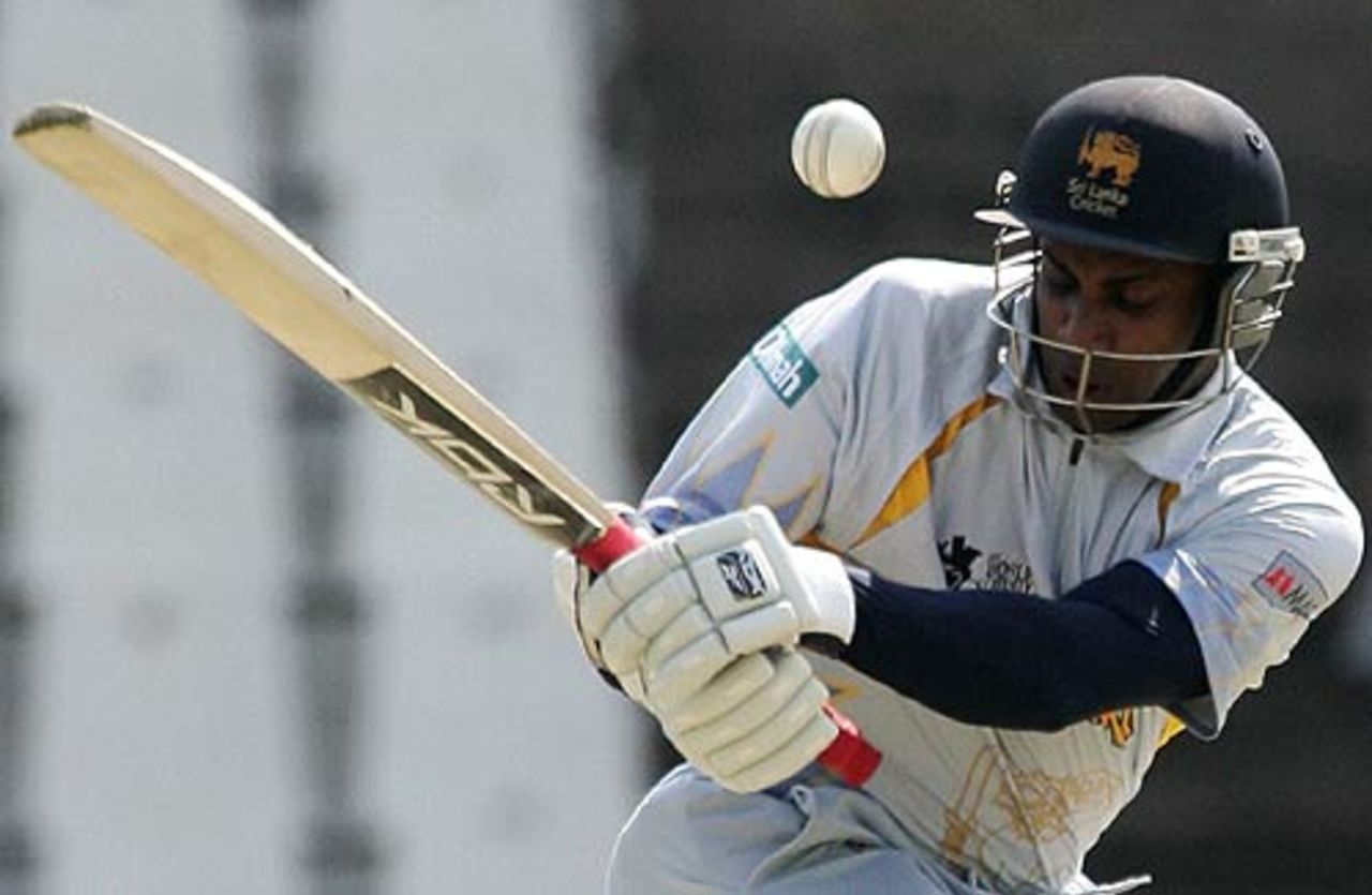 Sanath Jayasuriya attempts a pull en route to his 27, Pakistan v Sri Lanka, Twenty20 warm-up, Centurion, September 9, 2007