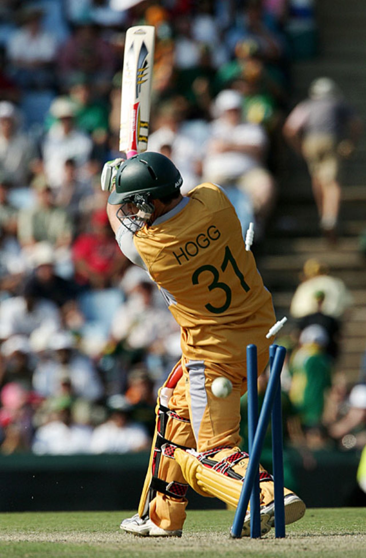 Brad Hogg was bowled after scoring 28 off 19 balls, South Africa v Australia, Twenty20 warm-up, Centurion, September 9, 2007