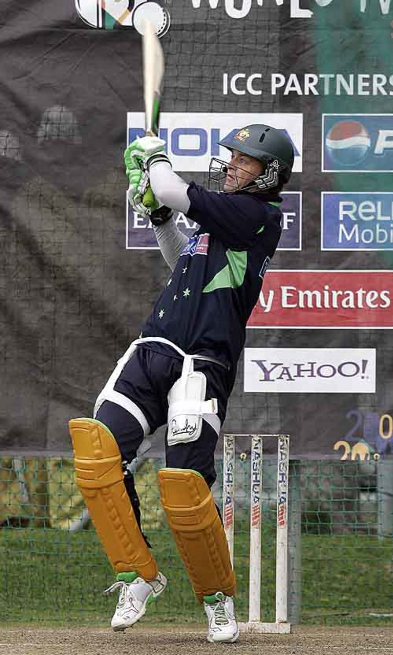 Adam Gilchrist looks on after playing a pull shot, Cape Town, September 11, 2007