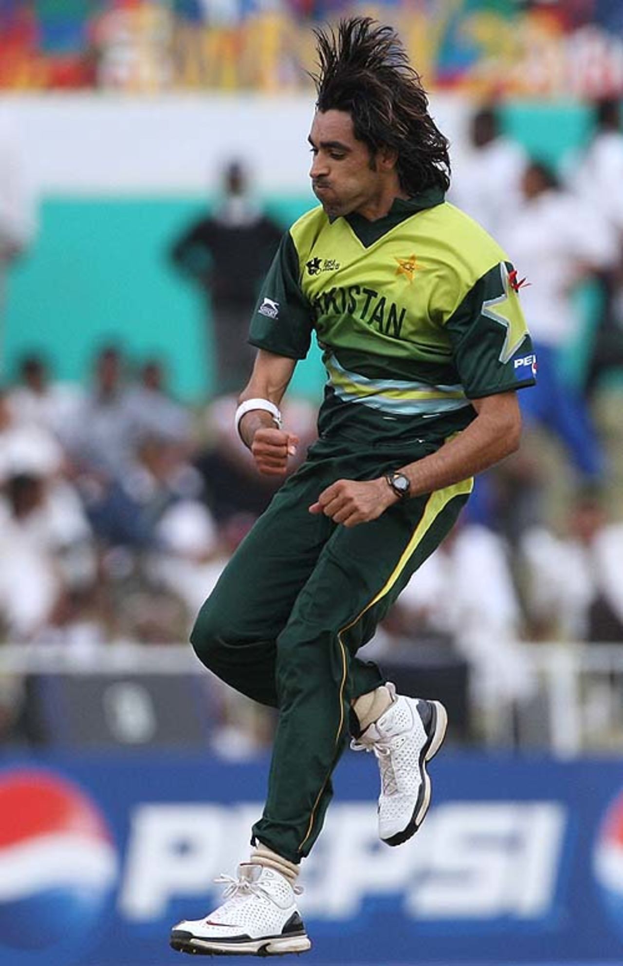 Umar Gul picked up a four-for, Pakistan v Scotland, Group D, ICC World Twenty20, Durban, September 12, 2007