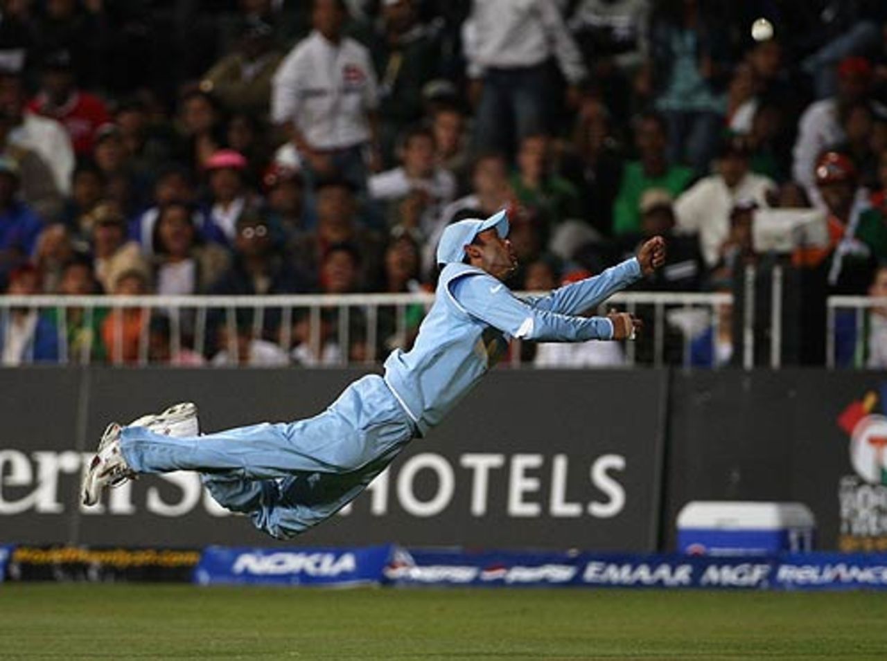 Dinesh Karthik lunges but fails to catch a Shahid Afridi mis-hit, India v Pakistan, Group D, ICC World Twenty20, Durban, September 14, 2007