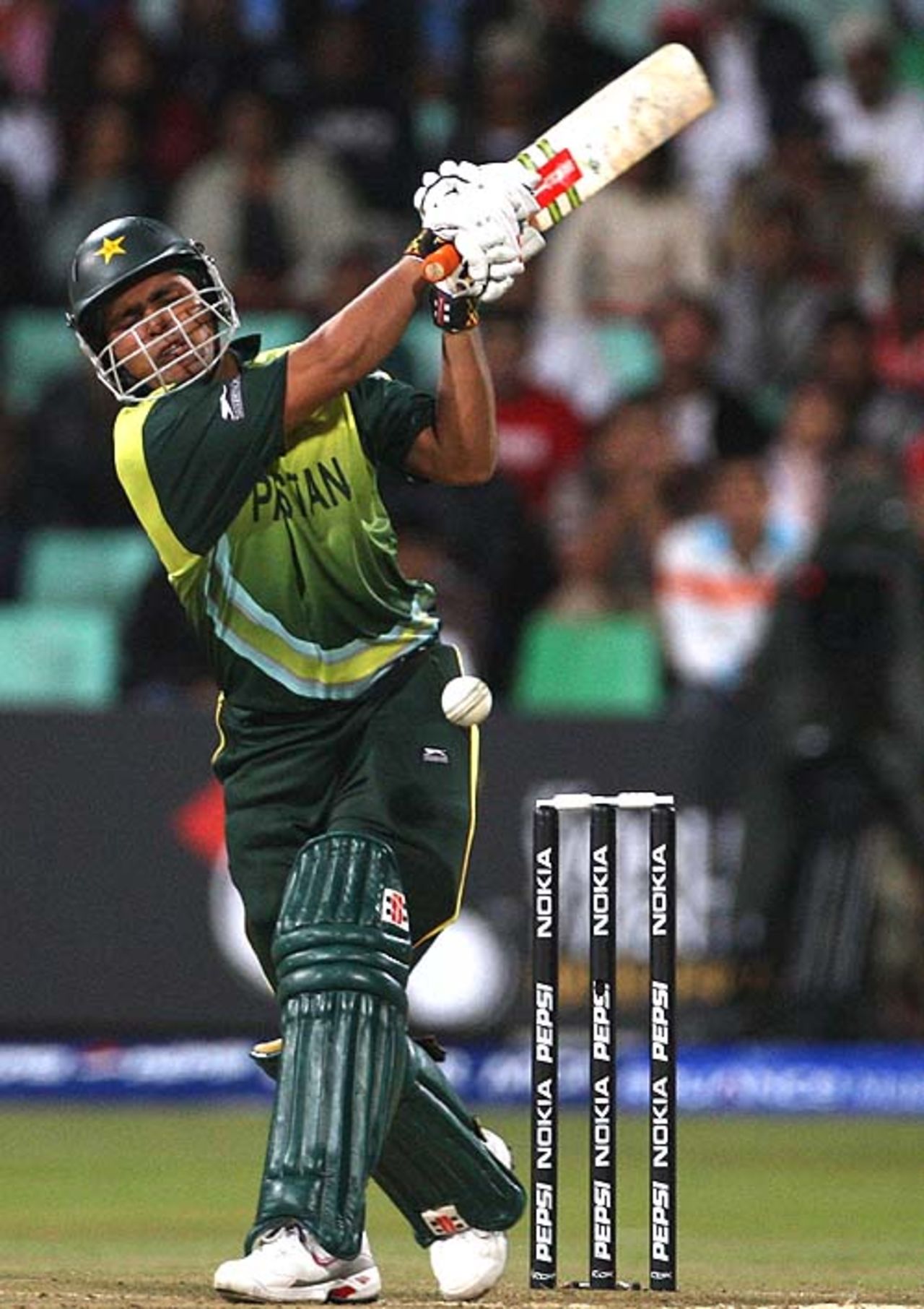 Kamran Akmal fails to hit one to the leg side during his 15 off 13 balls, India v Pakistan, Group D, ICC World Twenty20, Durban, September 14, 2007 