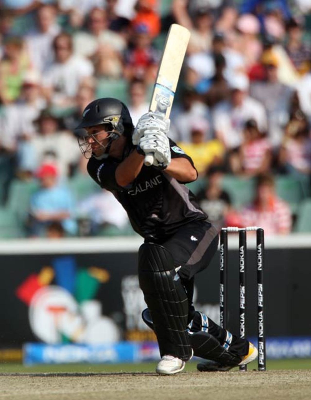 Ross Taylor led the New Zealand revival with a 42-ball 62, New Zealand v Sri Lanka, Group C, Johannesburg, September 15, 2007