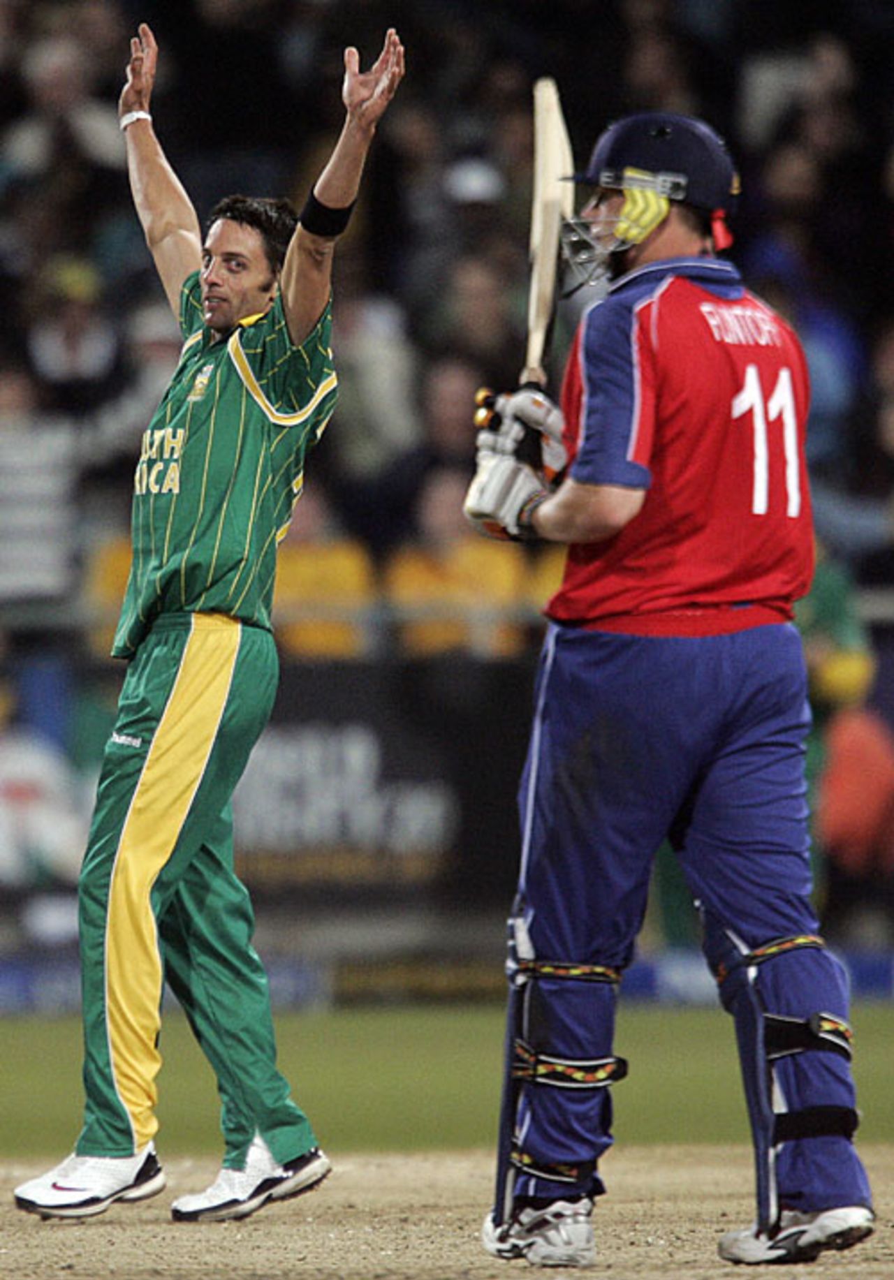 Johan van der Wath removes Andrew Flintoff , Group E, ICC World Twenty20, Cape Town, September 16, 2007