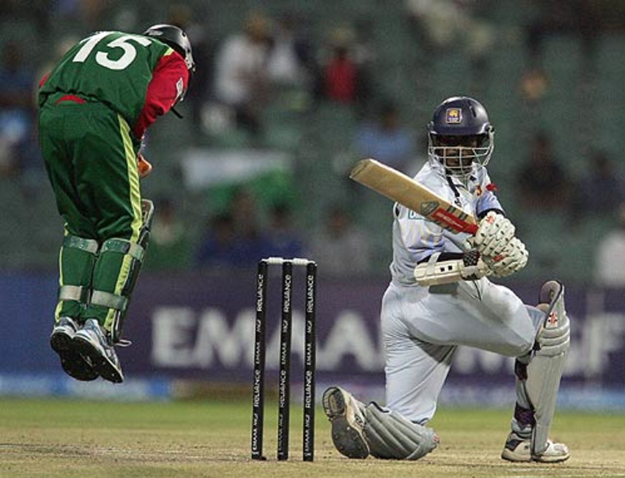 Upul Tharanga misses a sweep shot, Bangladesh v Sri Lanka, Group F, ICC World Twenty20, Johannesburg, September 18, 2007