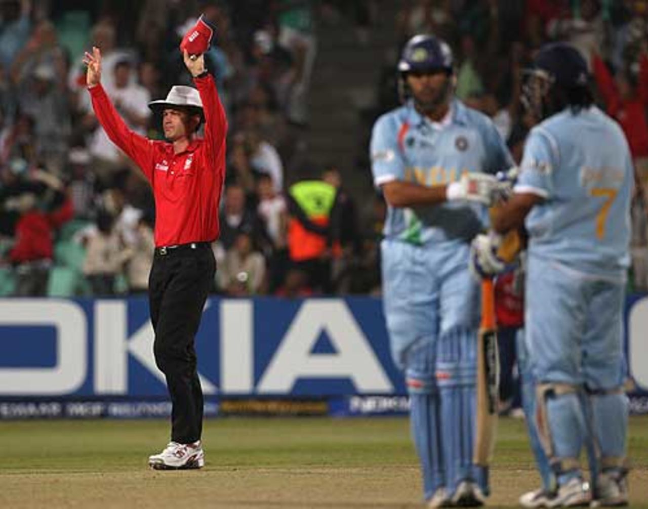 Simon Taufel signals another six as Yuvraj Singh cuts loose, England v India, Group E, ICC World Twenty20, Durban, September 19, 2007