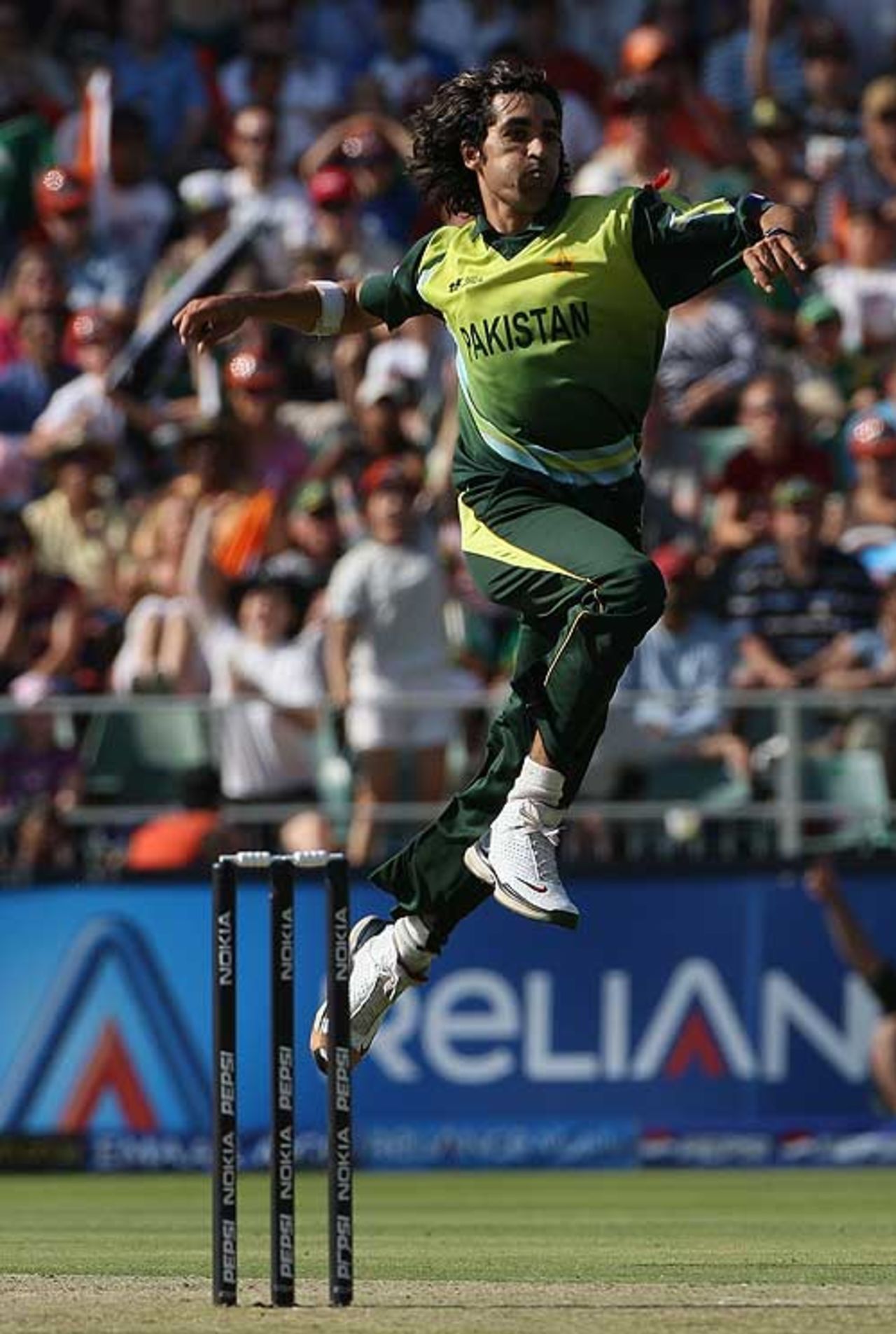 Umar Gul celebrates his three-wicket haul in the World Twenty20 final, India v Pakistan, ICC World Twenty20 final, Johannesburg, September 24, 2007