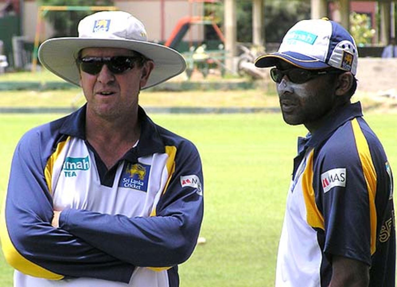 Trevor Bayliss and Mahela Jayawardene keep a watch during training, Nondescripts Cricket Club, Colombo, September 25, 2007