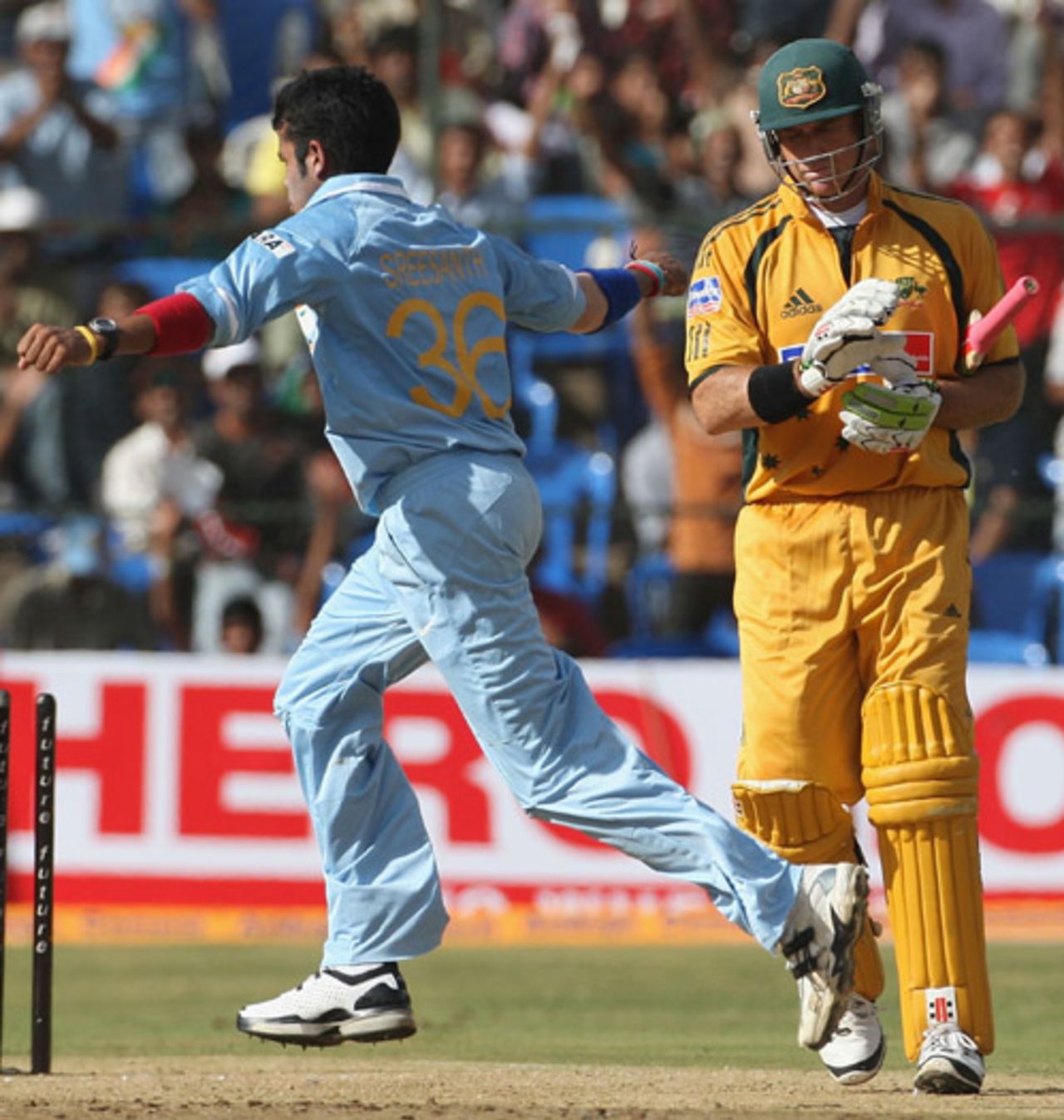 Sreesanth celebrates after dismissing Matthew Hayden, India v Australia, 1st ODI, Bangalore, September 29, 2007