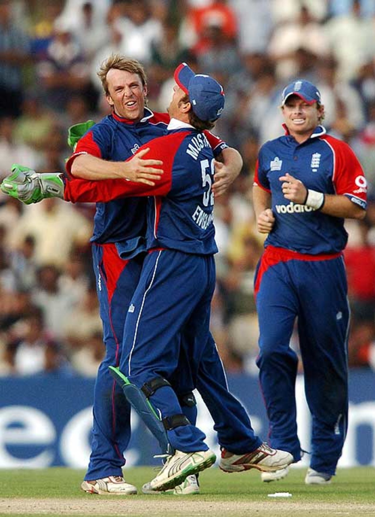 Graeme Swann celebrates his maiden international wicket, and Phil Mustard his maiden stumping, Sri Lanka v England, 1st ODI, Dambulla, October 1, 2007