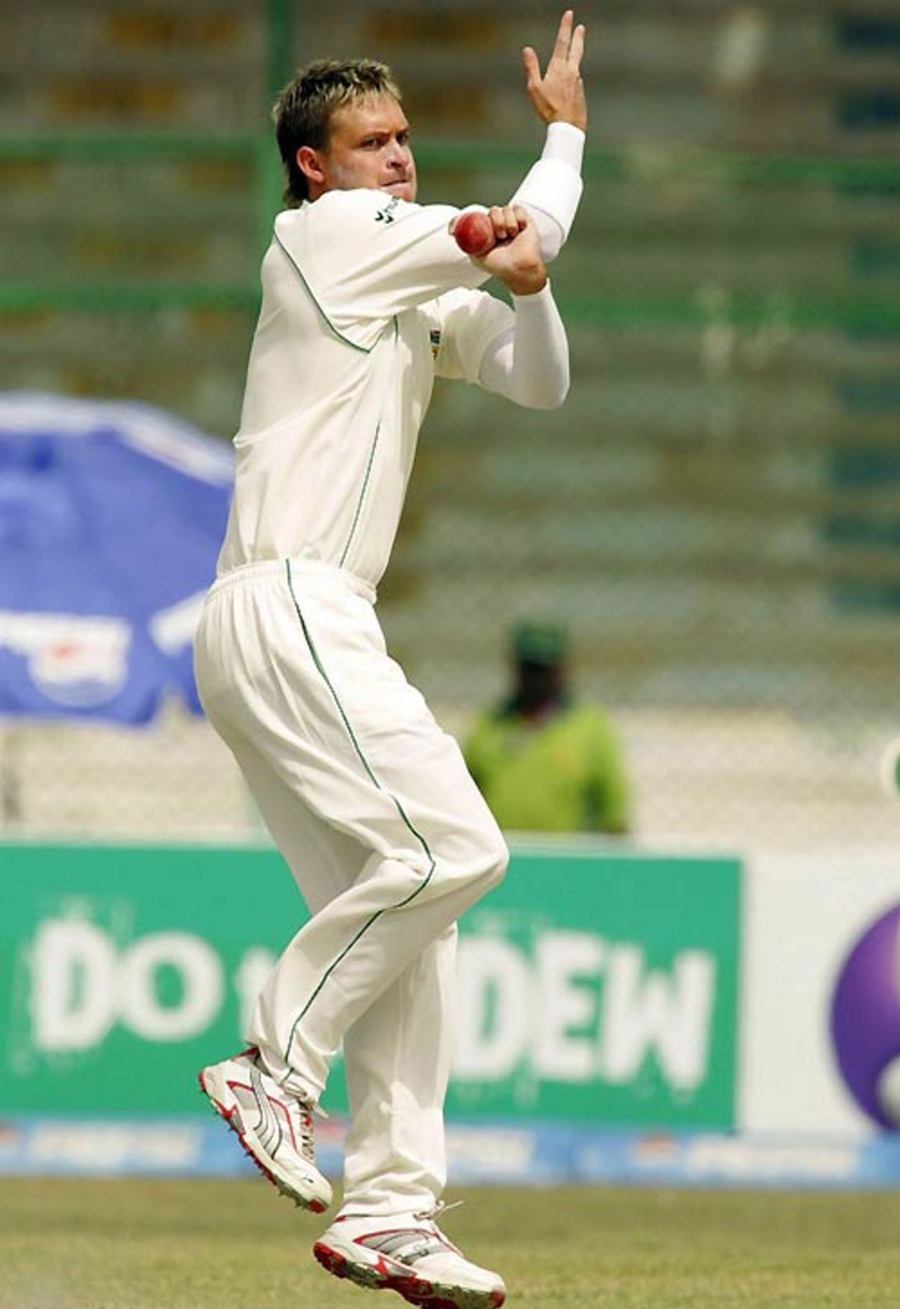 Paul Harris finished with figures of 5 for 73, Pakistan v South Africa, 1st Test, Karachi, 3rd day, October 3, 2007