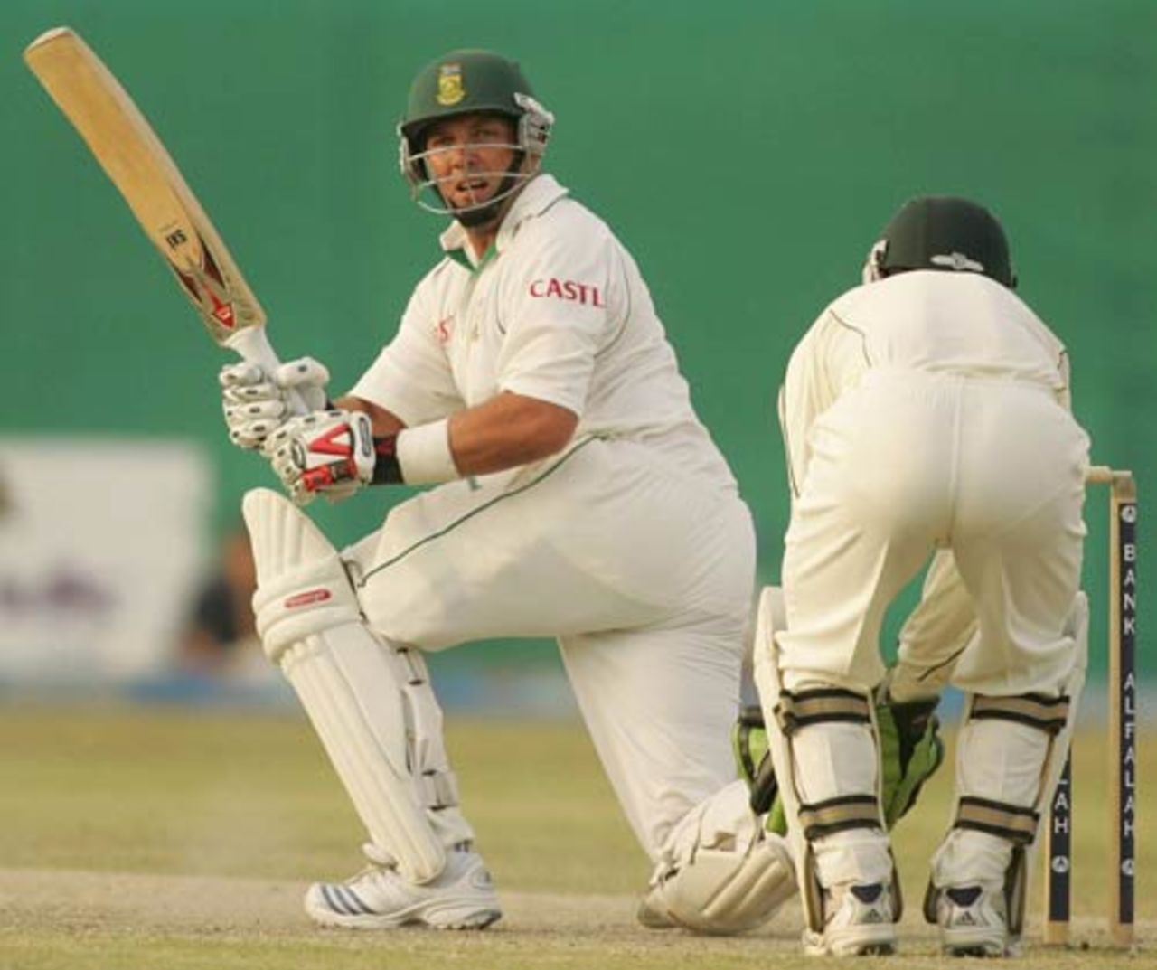 Jacques Kallis plays a sweep shot, Pakistan v South Africa, 1st Test, Karachi, 3rd day, October 3, 2007