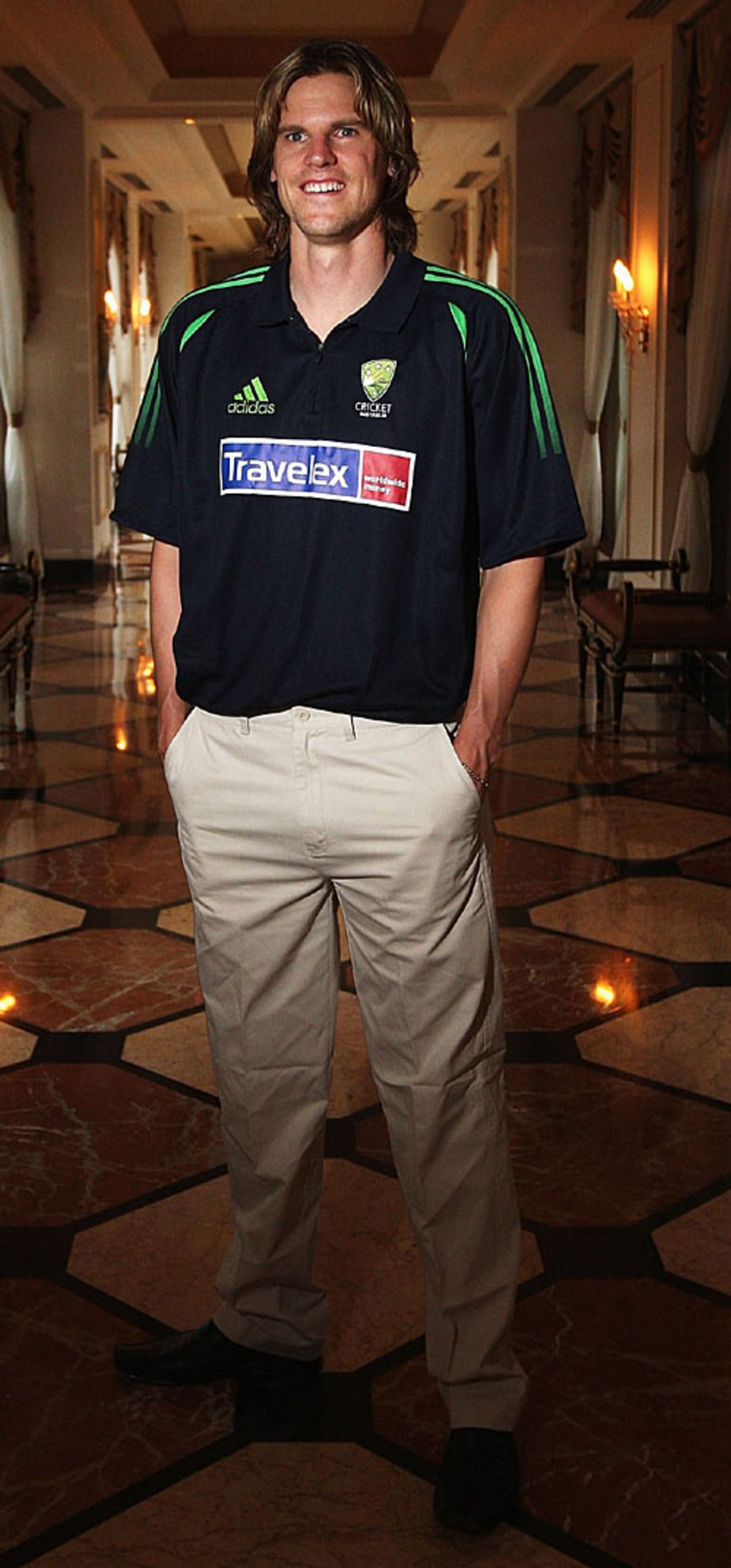 Nathan Bracken warms up for the third one-dayer against India...with a photo shoot, Taj Krishna Hotel, Hyderabad, October 3, 2007