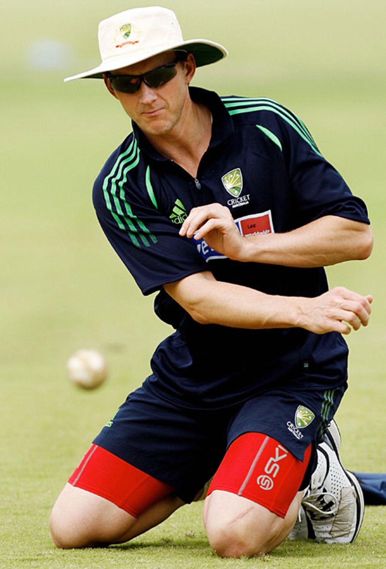 Brett Lee practises fielding ahead of the third ODI against India, Hyderabad, October 4, 2007