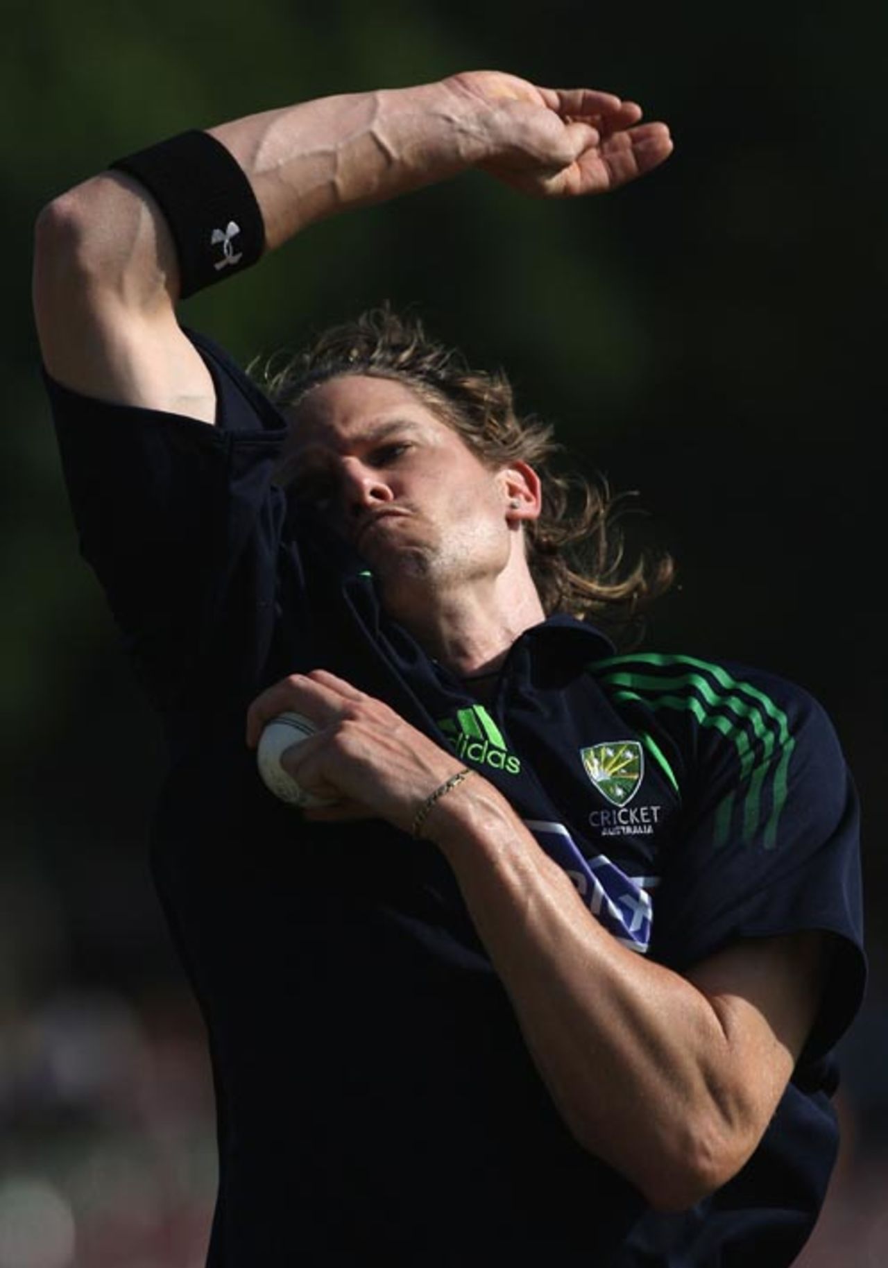Nathan Bracken bowls during a nets session, Chandigarh, October 7, 2007