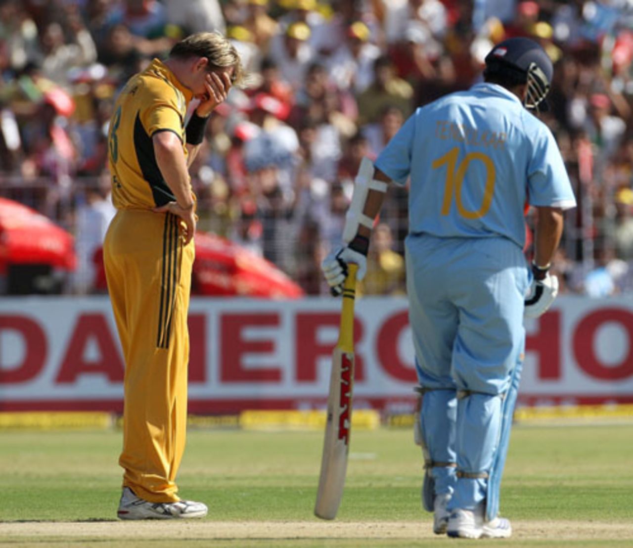 Brett Lee rues a missed opportunity to dismiss Sachin Tendulkar, India v Australia, 4th ODI, Chandigarh, October 8, 2007