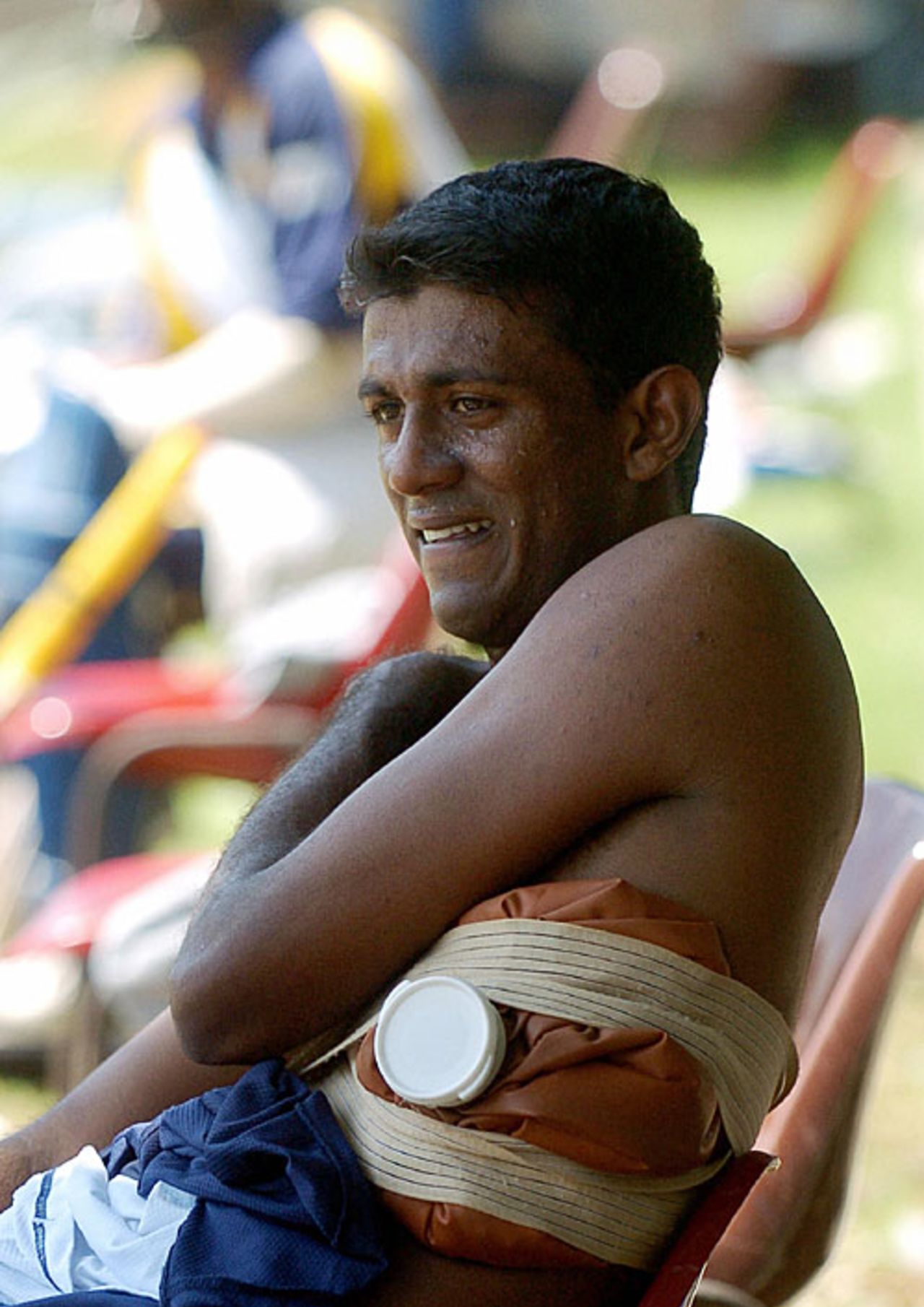 Farveez Maharoof was sidelined from practice with a side strain, Colombo, October 12, 2007