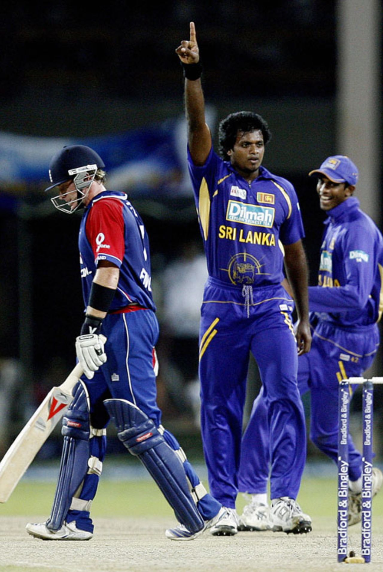 Dilhara Fernando sends off Ian Bell during his crucial burst, Sri Lanka v England, 5th ODI, Colombo, October 13, 2007
