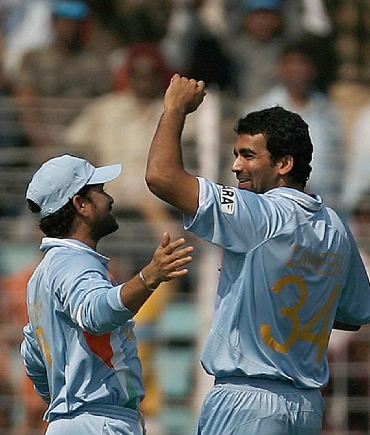 Zaheer Khan celebrates the wicket of Michael Clarke, India v Australia, 7th ODI, Mumbai, October 17, 2007