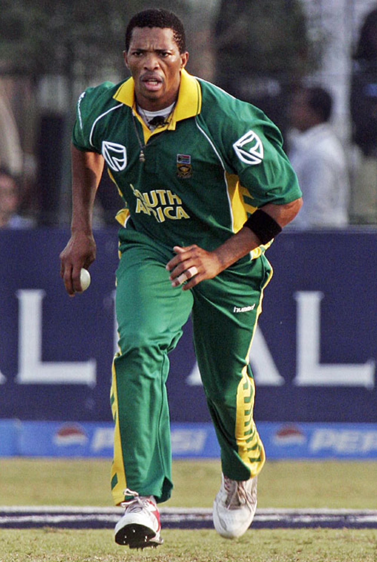 Makhaya Ntini charges in, Pakistan v South Africa, 1st ODI, Lahore, October 18, 2007