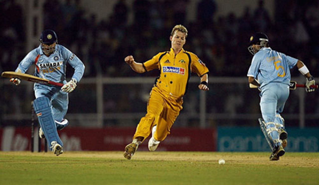Brett Lee charges to stop a single, India v Australia, Twenty20 international, Mumbai, October 20, 2007