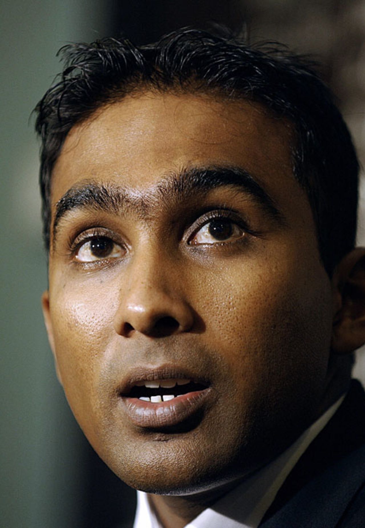 Mahela Jayawardene speaks to the media before leaving for Australia, Colombo, October 23, 2007
